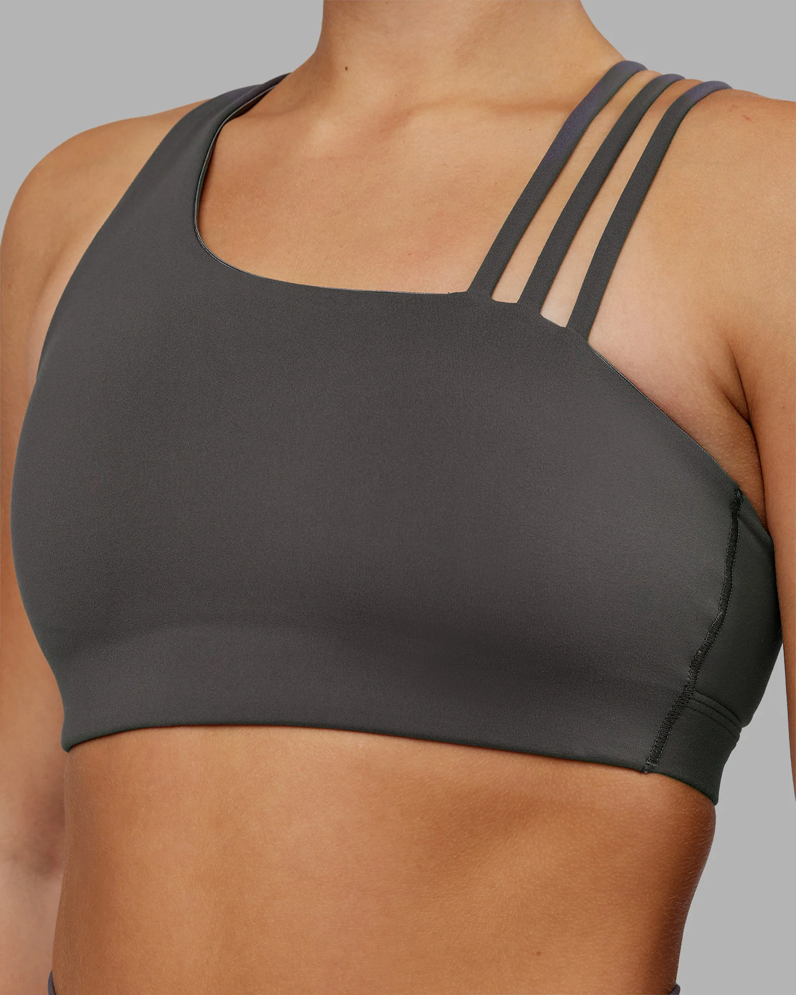 5501-galvanise-sports-bra-2.0-dark-storm-5.webp Galvanise Sports Bra 2.0 - Dark Storm