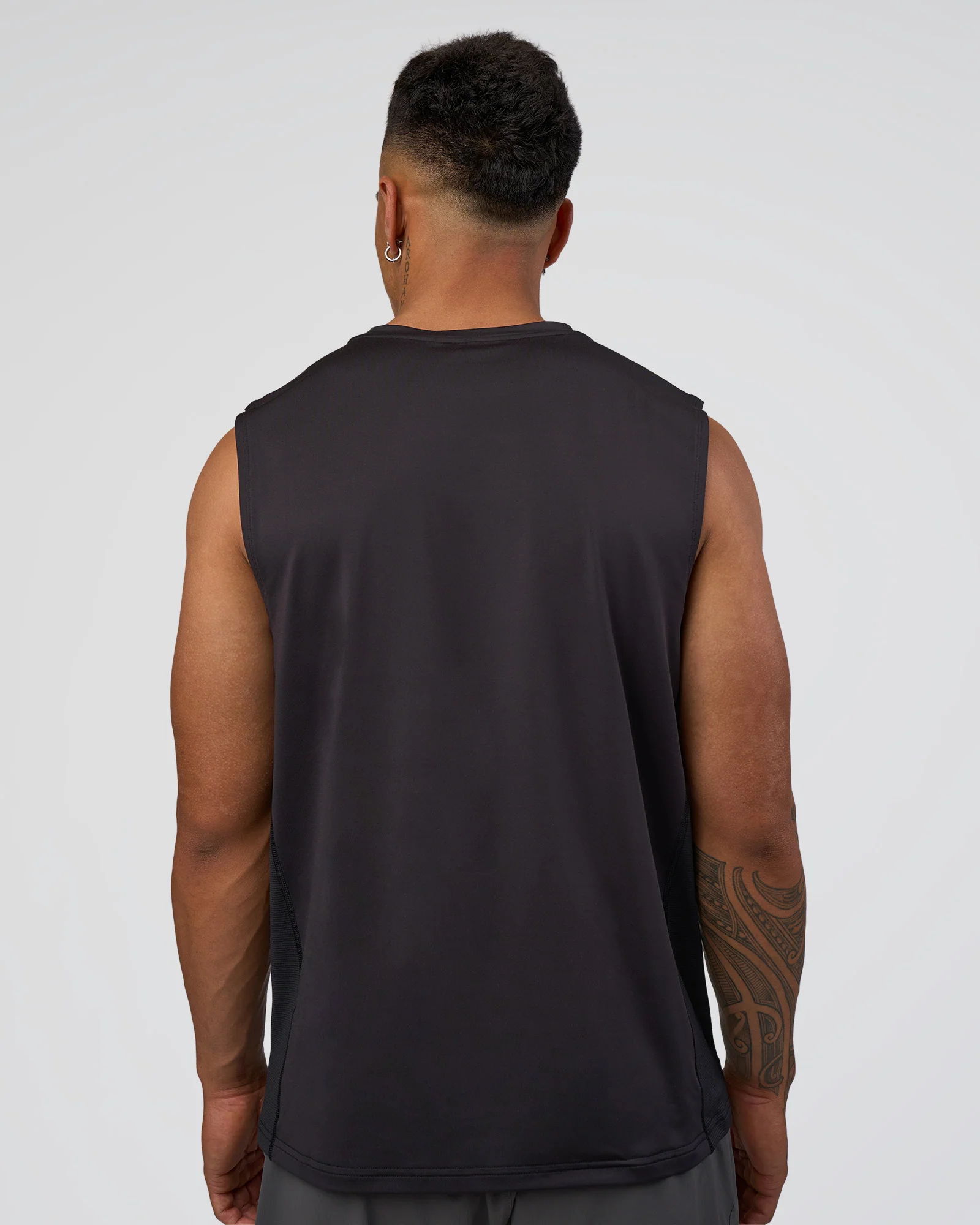5589-airtrack-muscle-tank-black-6.webp AirTrack Muscle Tank - Black
