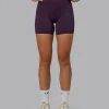 Elixir Ultra High-Rise 6" Short Pockets - Midnight Plum