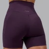 Elixir Ultra High-Rise 6" Short Pockets - Midnight Plum