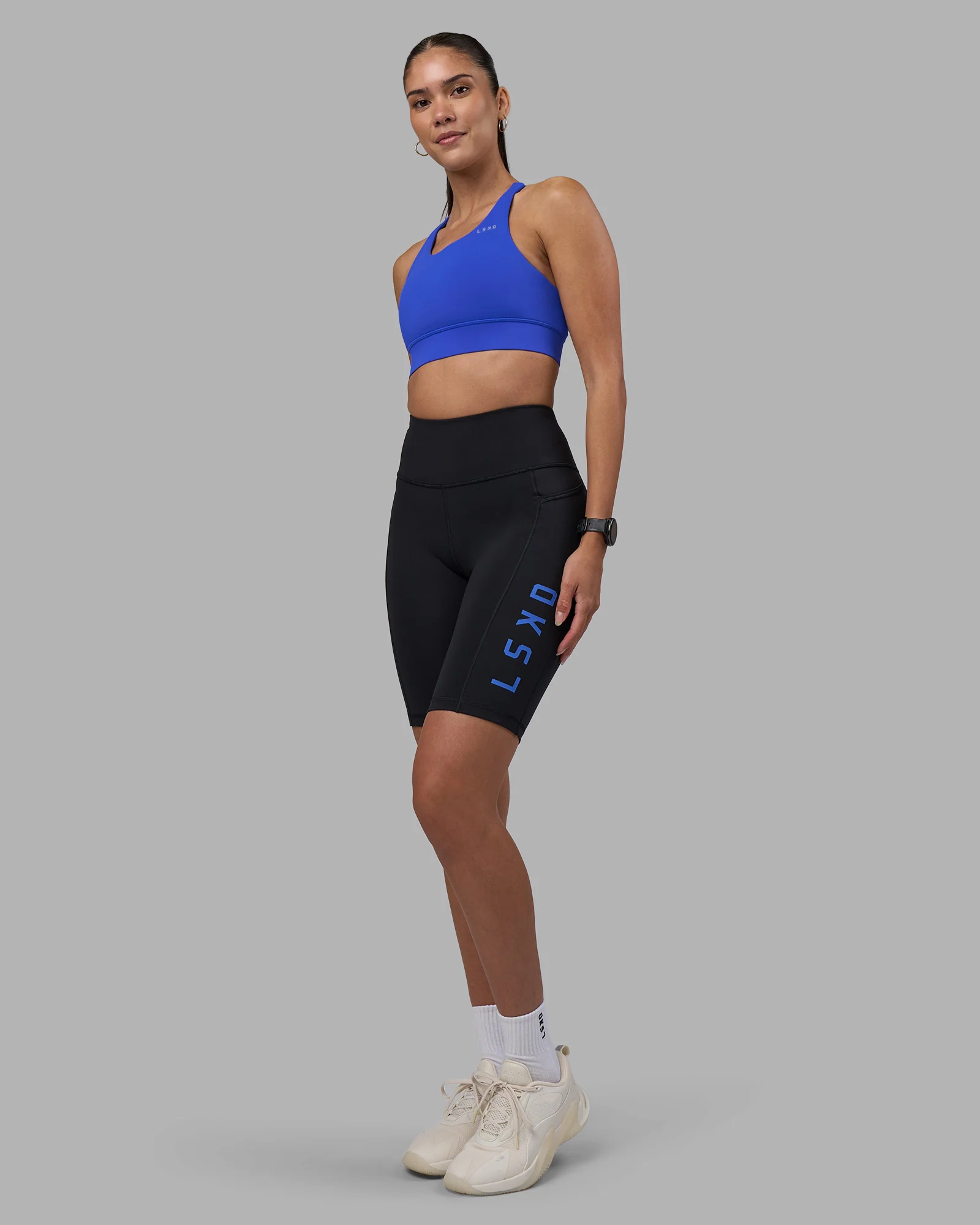 5693-rep-ultra-high-rise-9-short-pockets-black-power-cobalt-5.webp Rep Ultra High-Rise 9" Short Pockets - Black-Power Cobalt