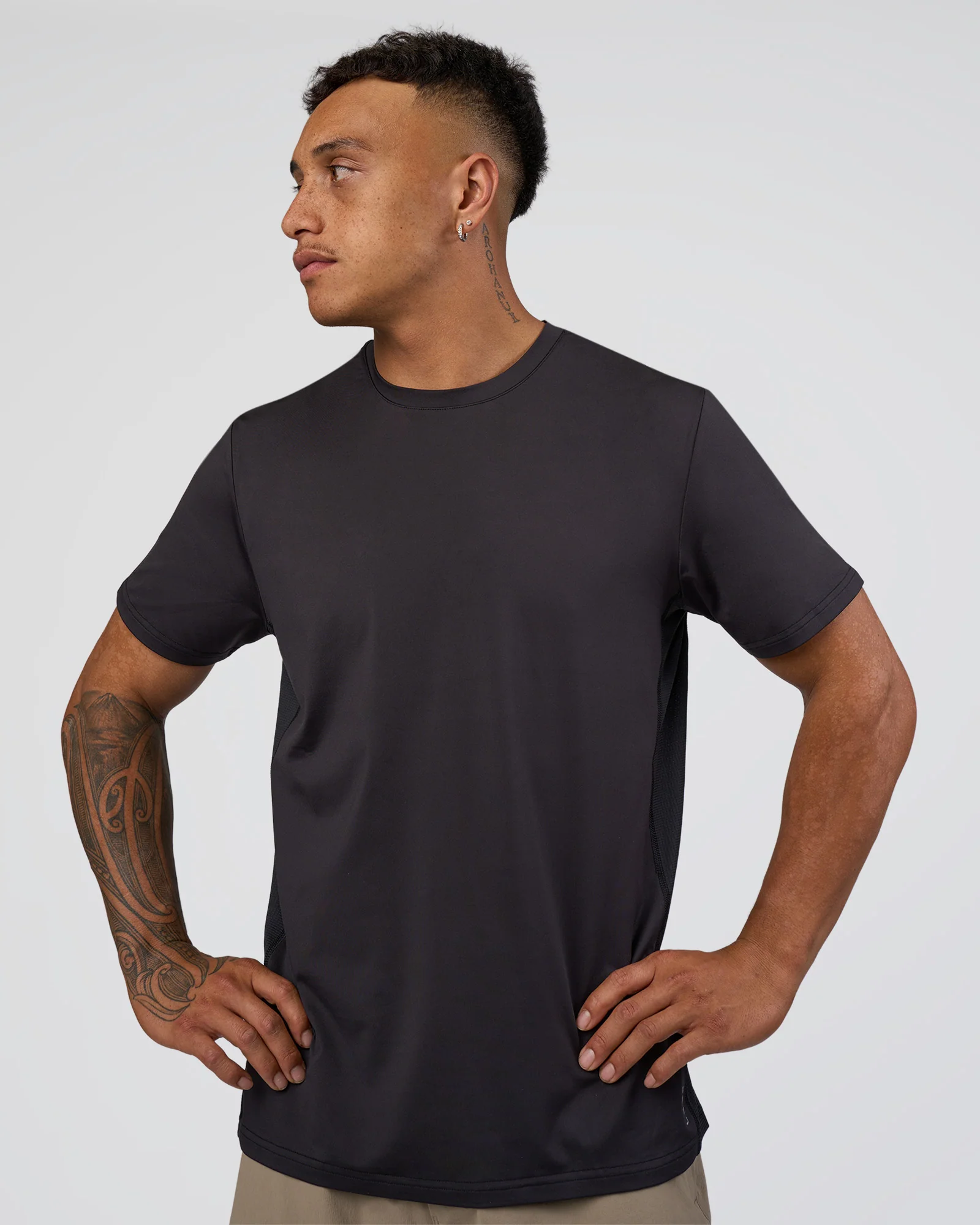 5742-airtrack-tee-black-2.webp AirTrack Tee - Black