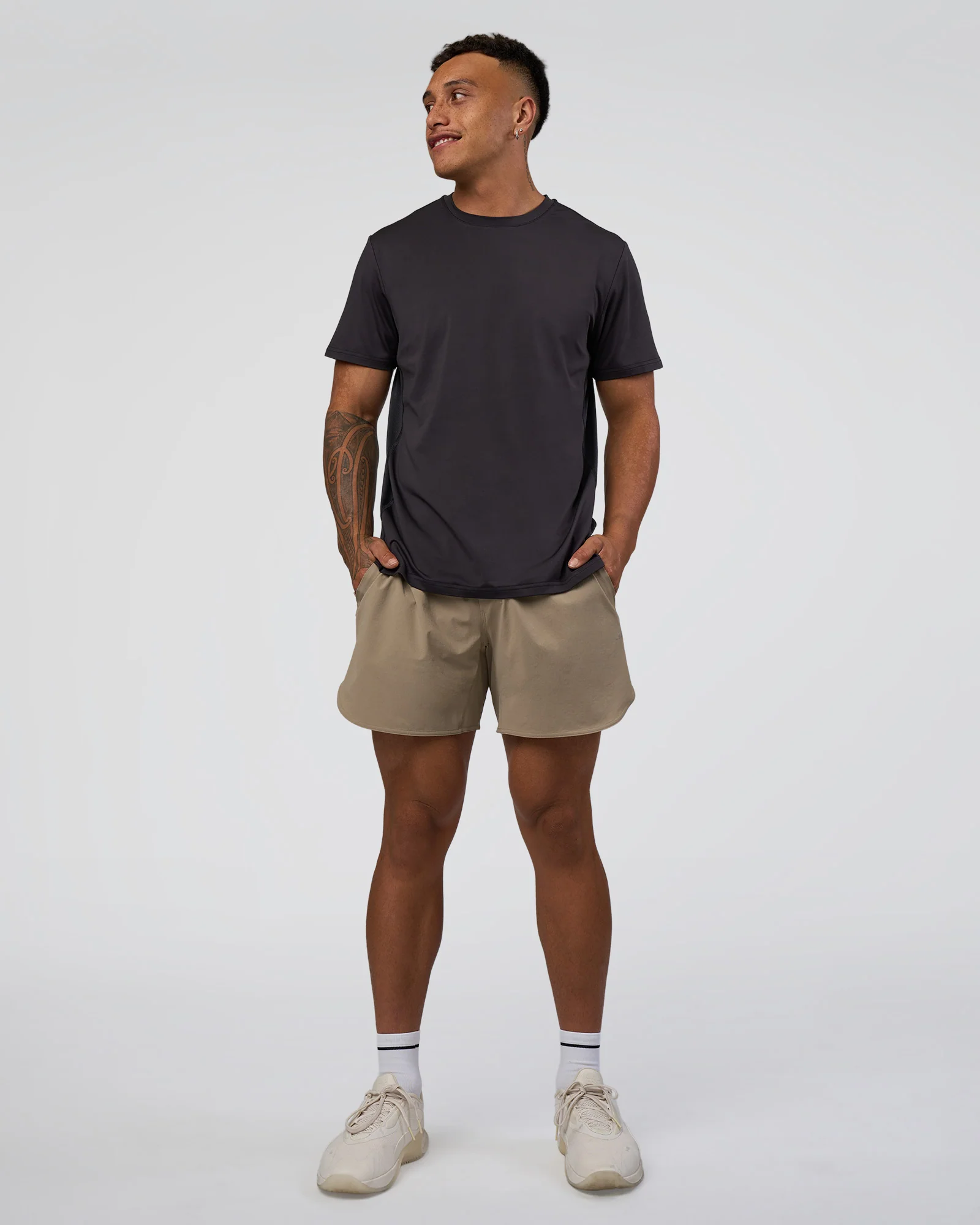 5742-airtrack-tee-black-6.webp AirTrack Tee - Black