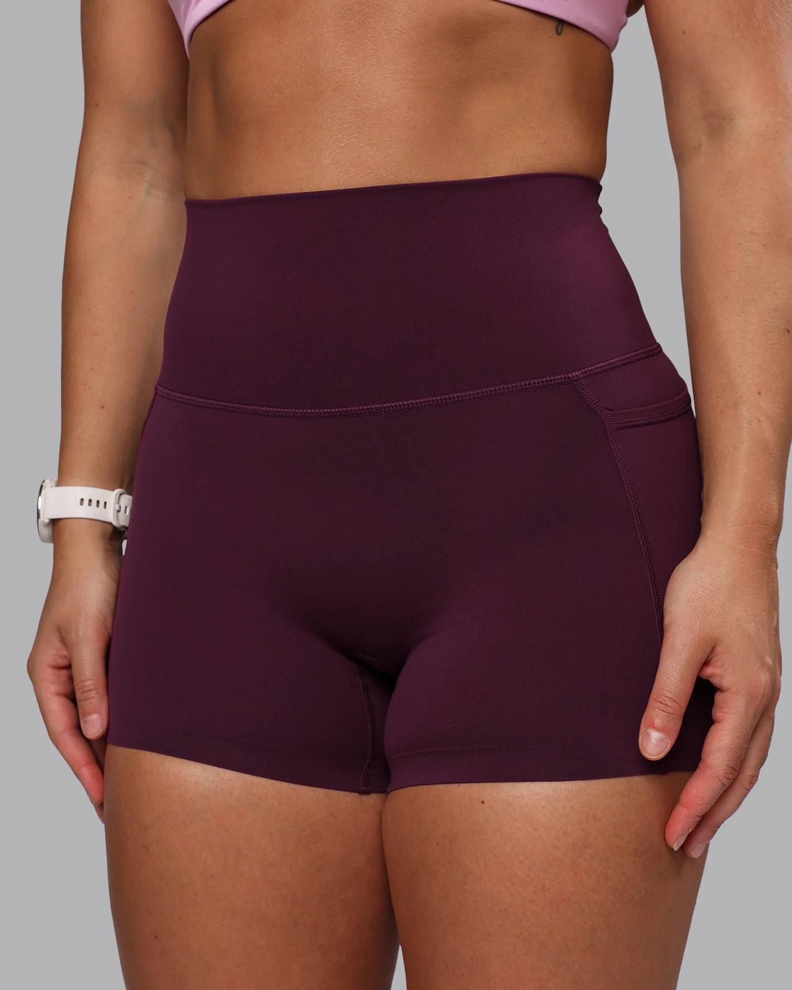 Elixir Ultra High-Rise 4" Short Pockets - Cherry Lacquer
