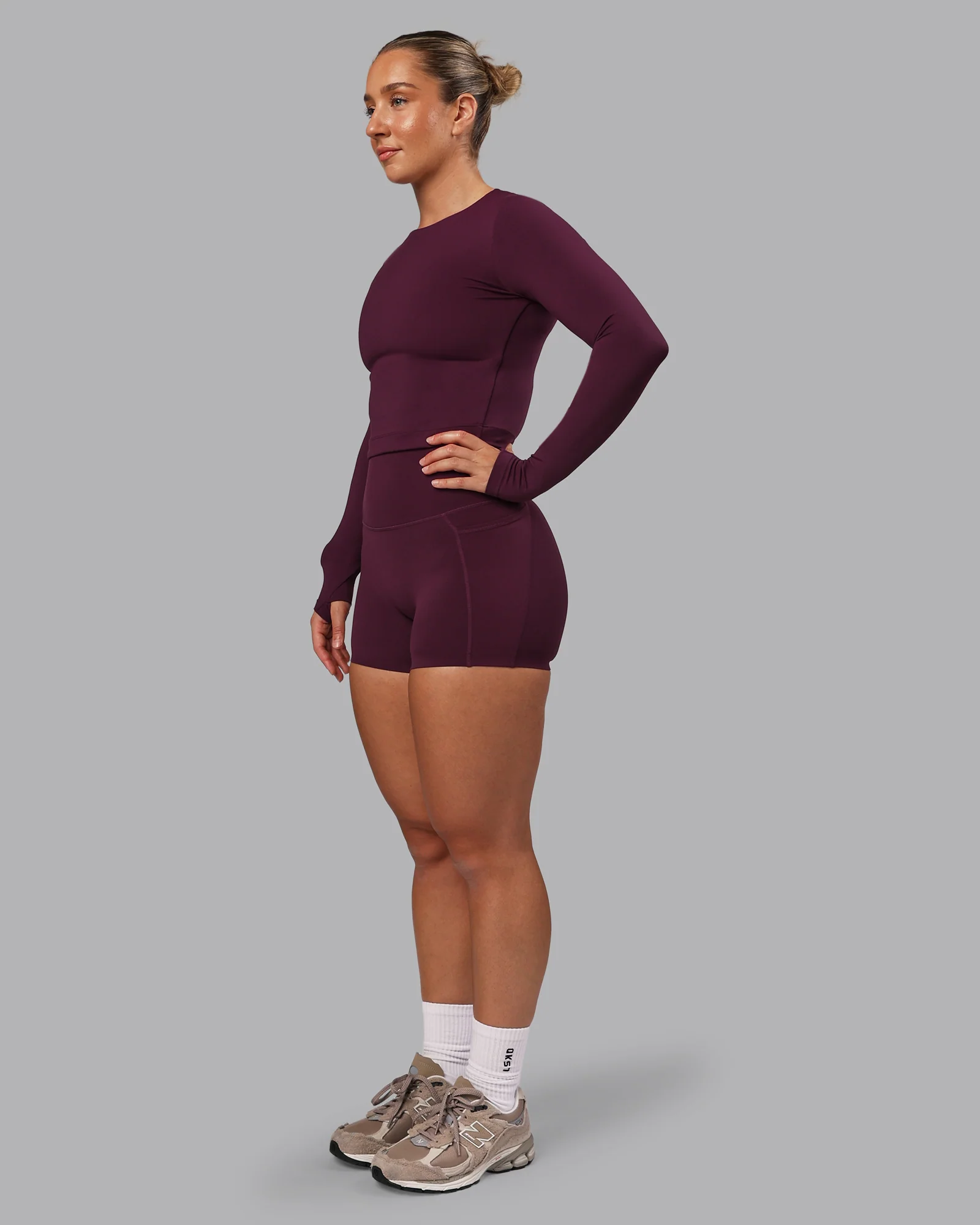 Elixir Ultra High-Rise 4" Short Pockets - Cherry Lacquer