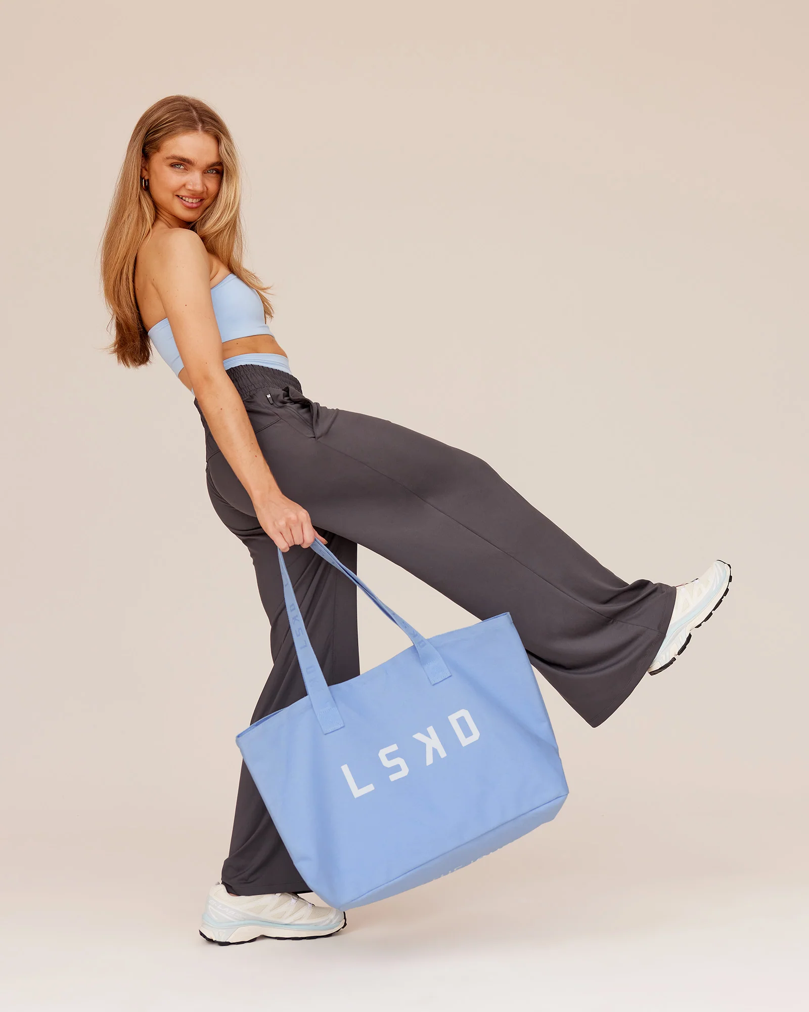 5919-hold-it-all-canvas-tote-open-air-1.webp Hold It All Canvas Tote - Open Air