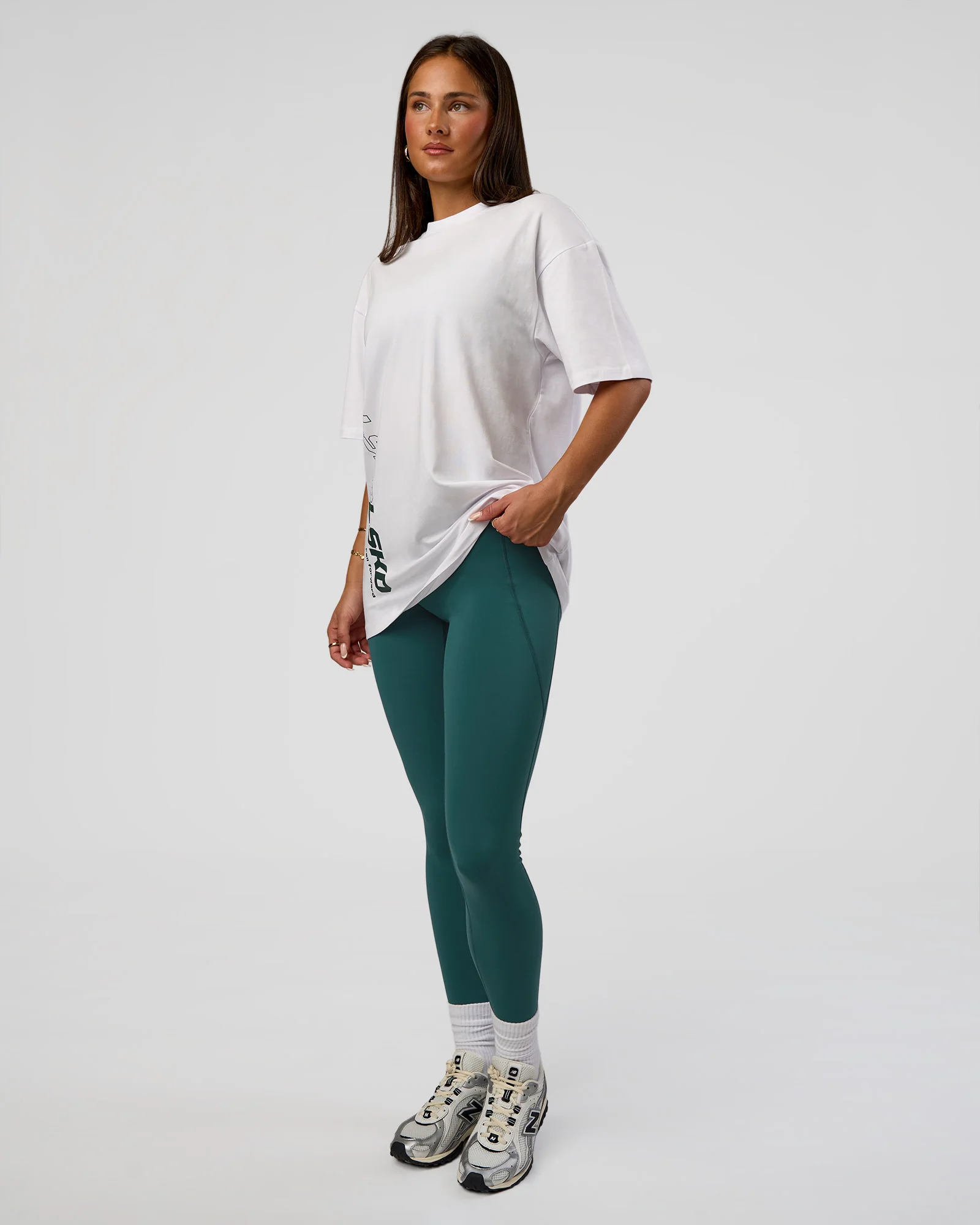 6001-nothing-is-impossible-flxcotton-oversized-tee-white-vital-green-10.webp Nothing Is Impossible FLXCotton Oversized Tee - White-Vital Green