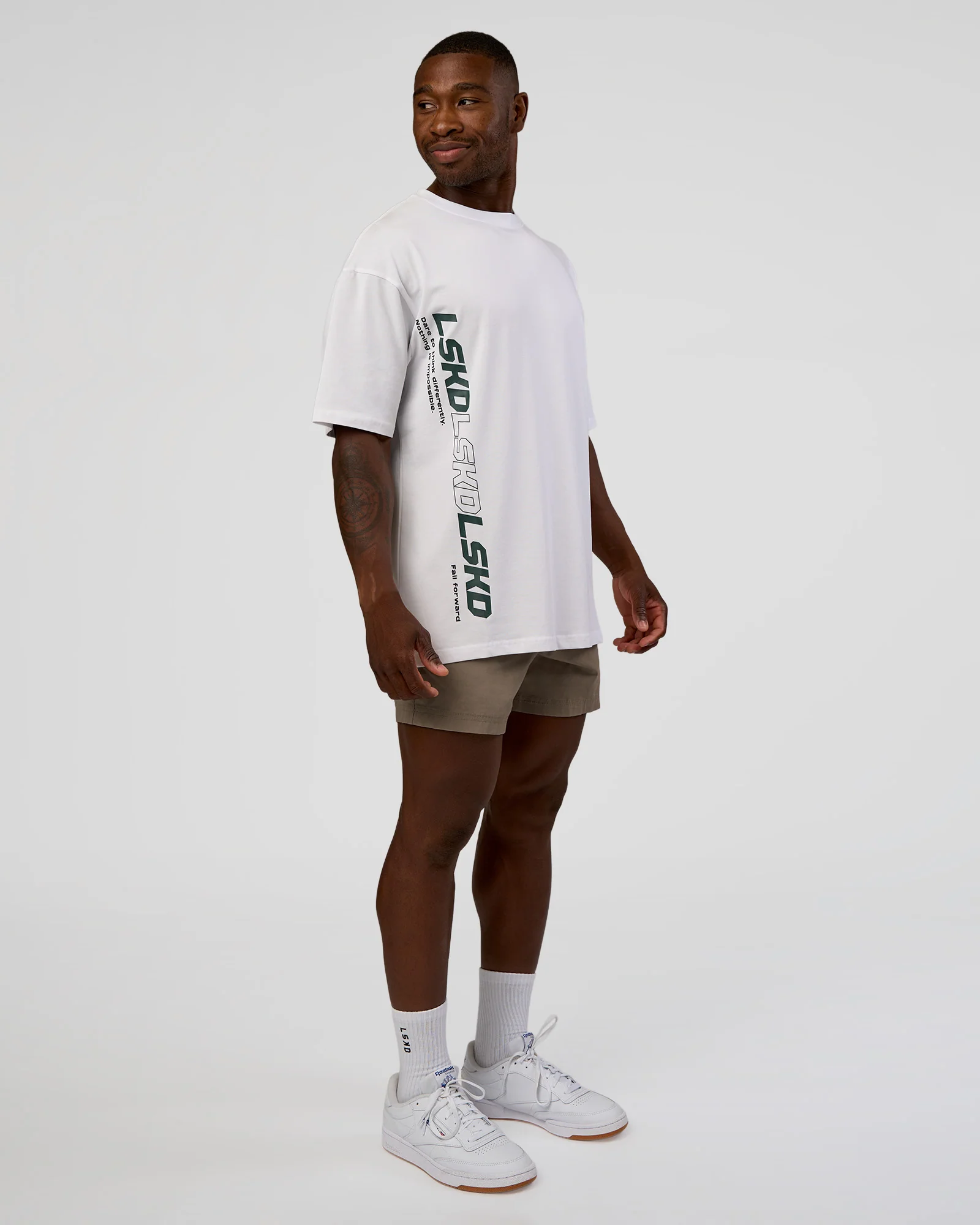 6001-nothing-is-impossible-flxcotton-oversized-tee-white-vital-green-11.webp Nothing Is Impossible FLXCotton Oversized Tee - White-Vital Green