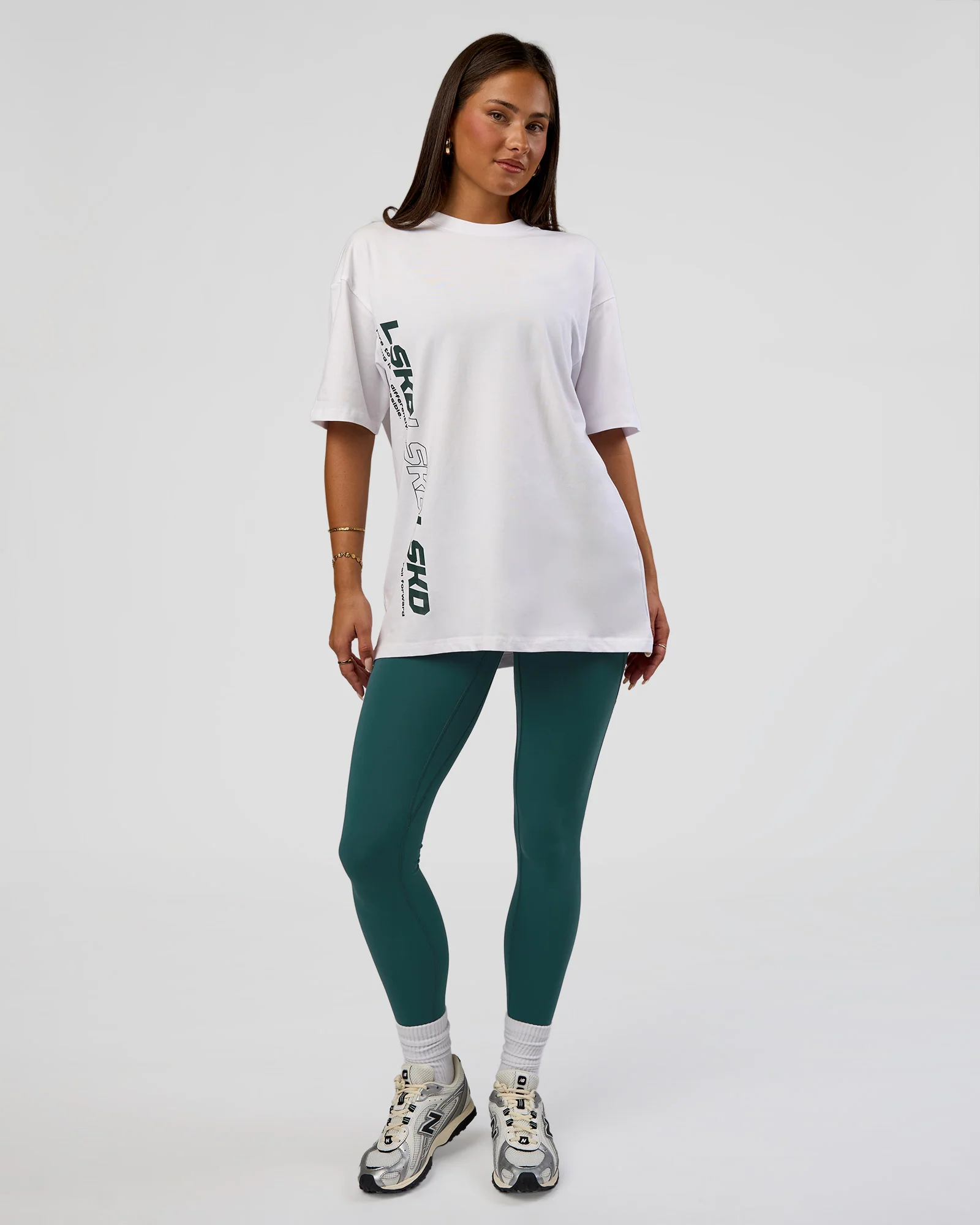 6001-nothing-is-impossible-flxcotton-oversized-tee-white-vital-green-13.webp Nothing Is Impossible FLXCotton Oversized Tee - White-Vital Green