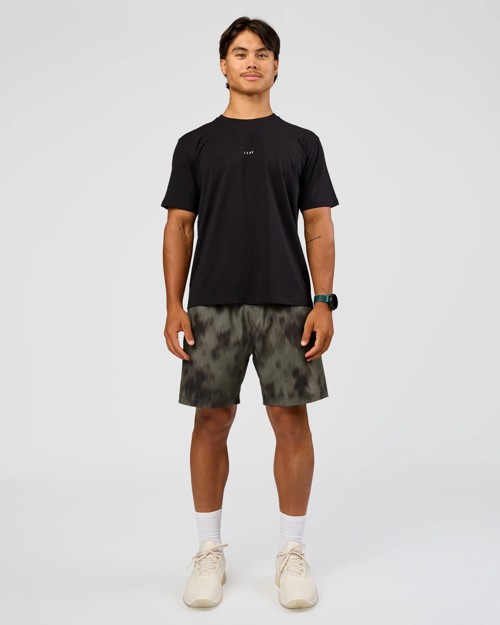 606-rep-7-performance-short-camo-washed-walnut-grey-3.webp Rep 7" Performance Short - Camo Washed Walnut Grey