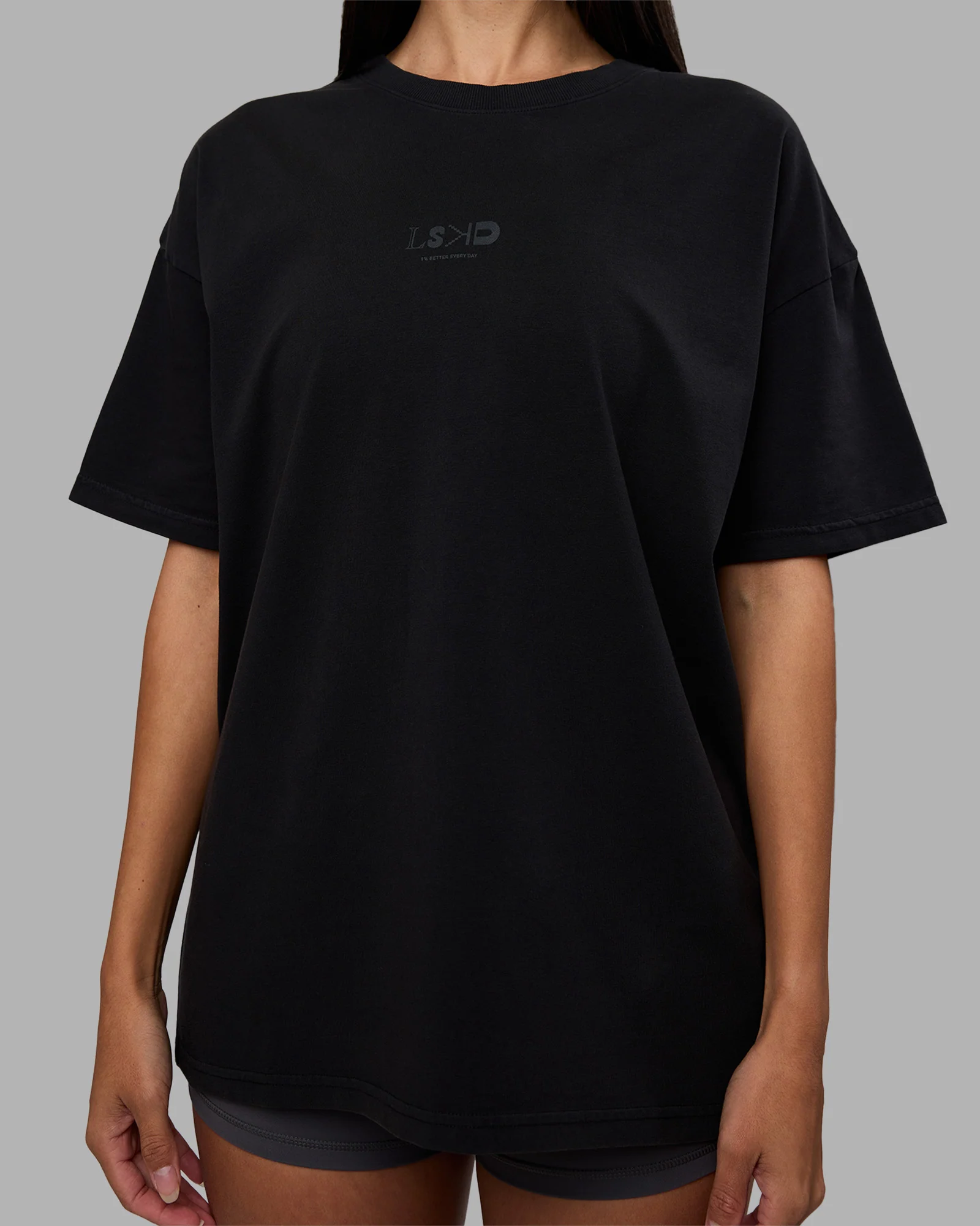 6063-variation-heavyweight-flxcotton-oversized-tee-black-black-10.webp Variation Heavyweight FLXCotton Oversized Tee - Black-Black