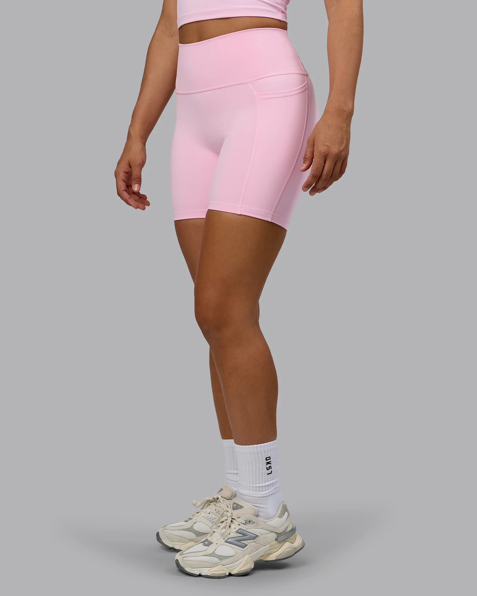 Fusion Ultra High-Rise 6" Short Pockets - Pale Pink
