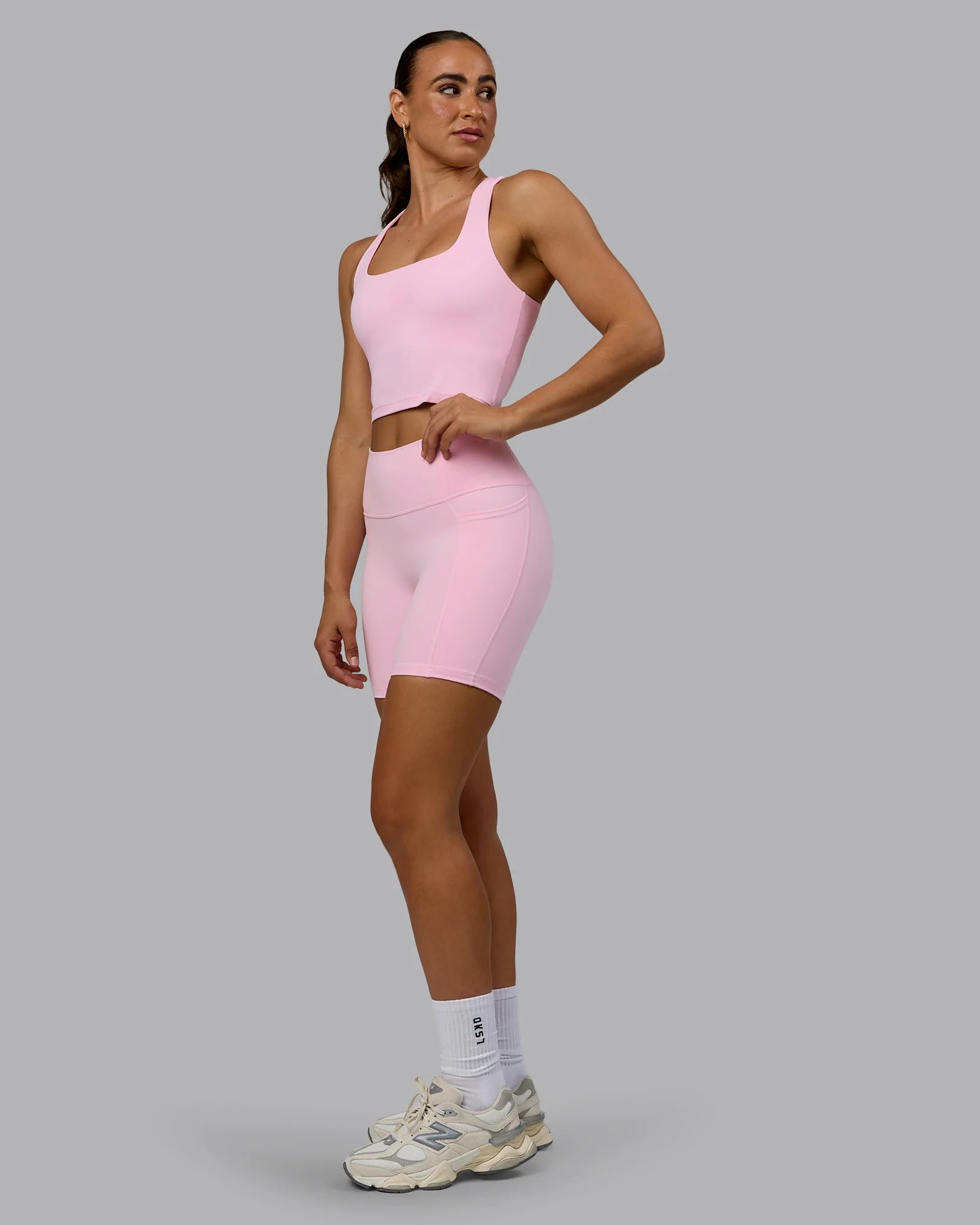 Fusion Ultra High-Rise 6" Short Pockets - Pale Pink