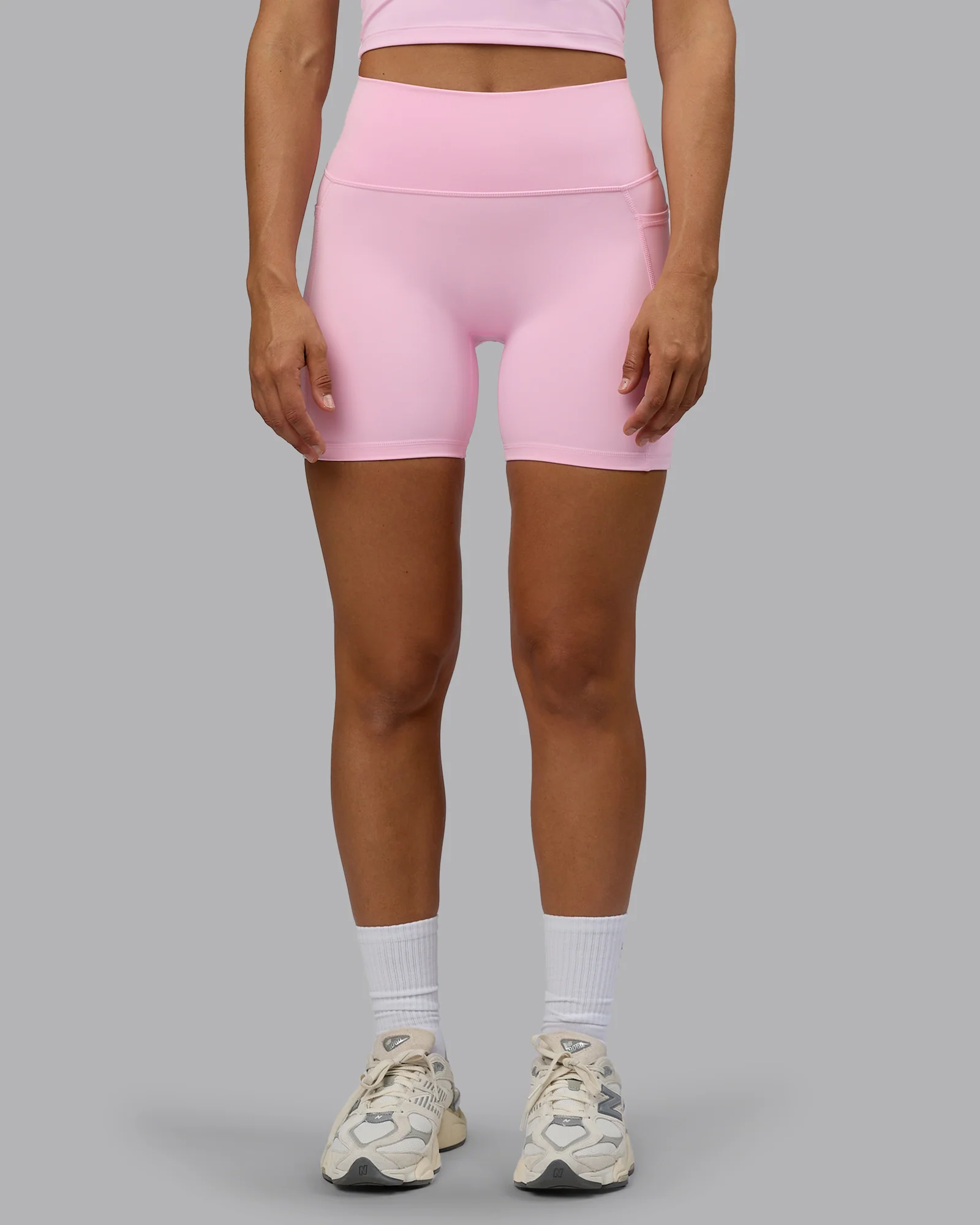 Fusion Ultra High-Rise 6" Short Pockets - Pale Pink