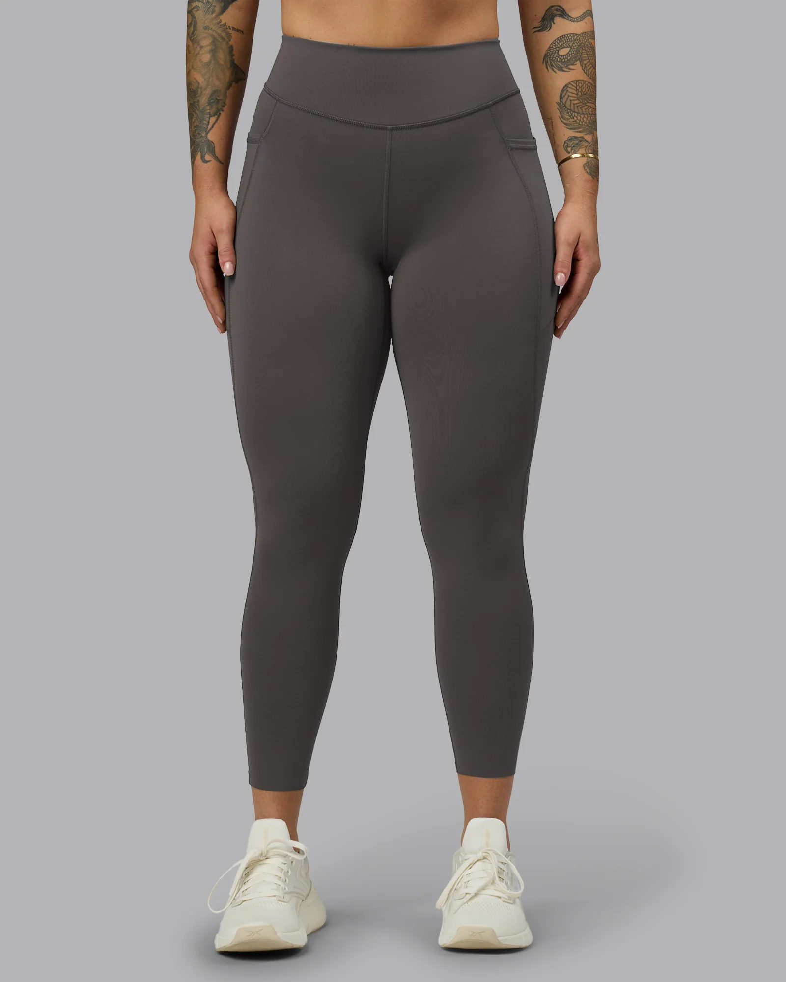 6206-elite-high-rise-7-8-legging-pockets-dark-storm-5.webp Elite High-Rise 7/8 Legging Pockets - Dark Storm