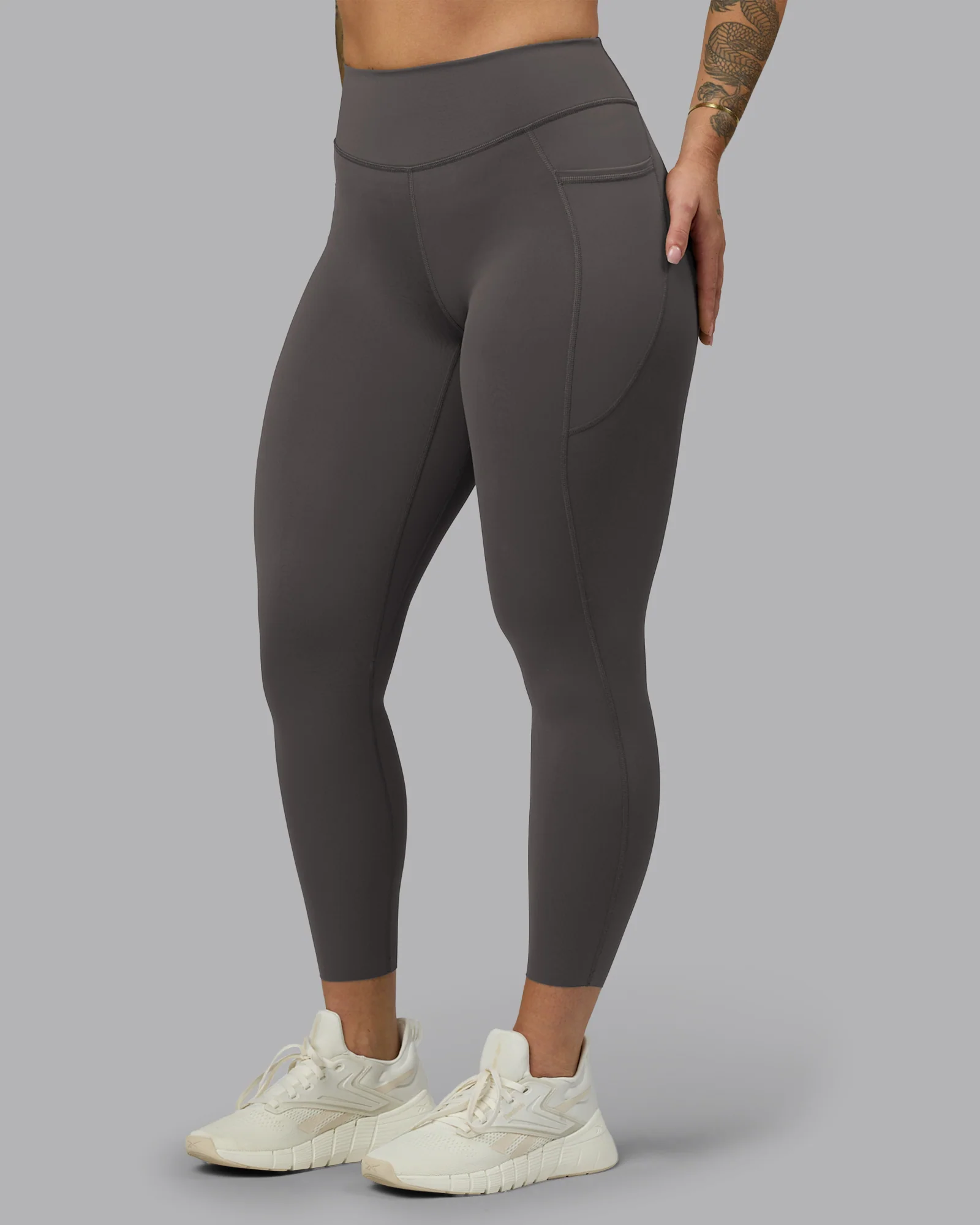 6206-elite-high-rise-7-8-legging-pockets-dark-storm-8.webp Elite High-Rise 7/8 Legging Pockets - Dark Storm
