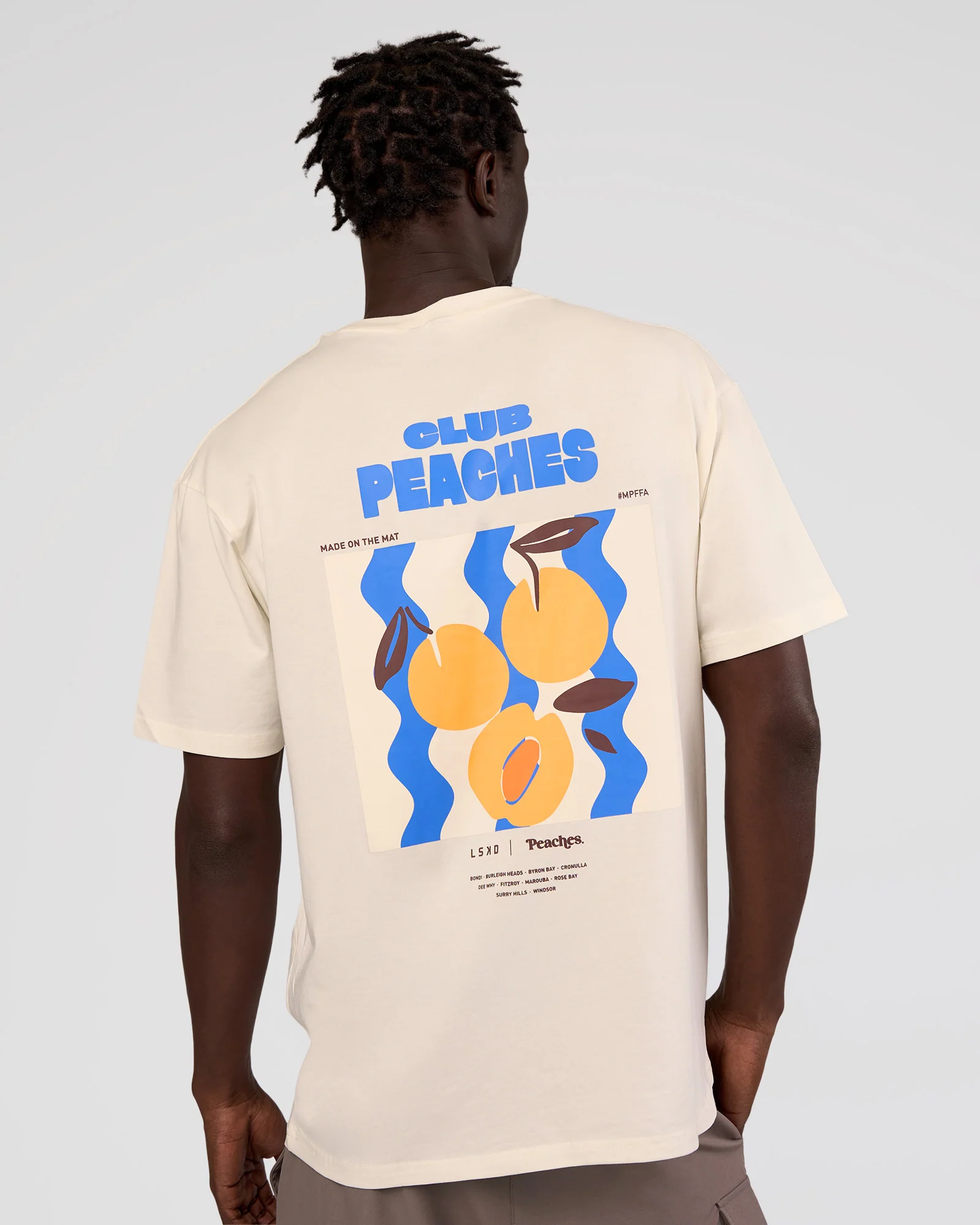 6215-peaches-x-lskd-collection-flxcotton-oversize-tee-off-white-4.webp Peaches x LSKD Collection FLXCotton Oversize Tee - Off White