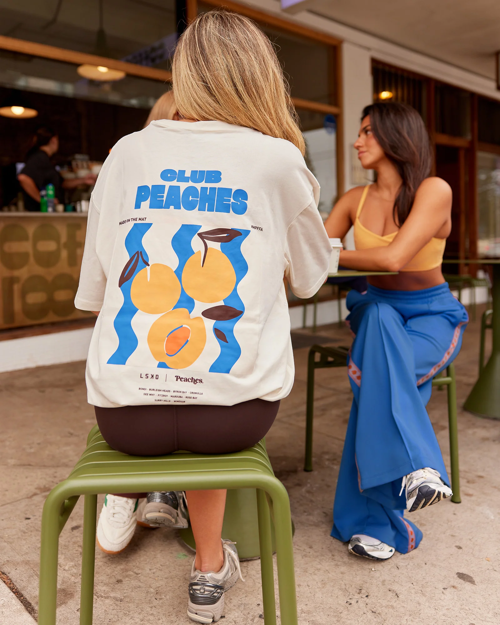 6215-peaches-x-lskd-collection-flxcotton-oversize-tee-off-white-7.webp Peaches x LSKD Collection FLXCotton Oversize Tee - Off White