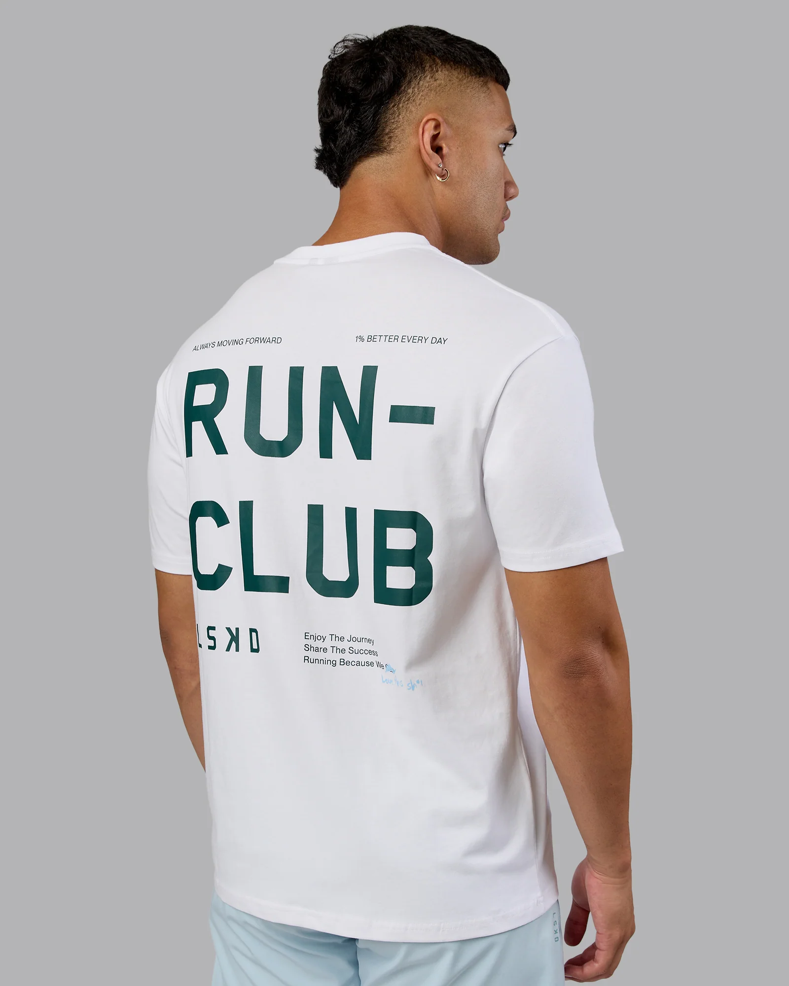 623-love-the-run-flxcotton-tee-oversize-white-dark-moss-2.webp Love The Run FLXCotton Tee Oversize - White-Dark Moss