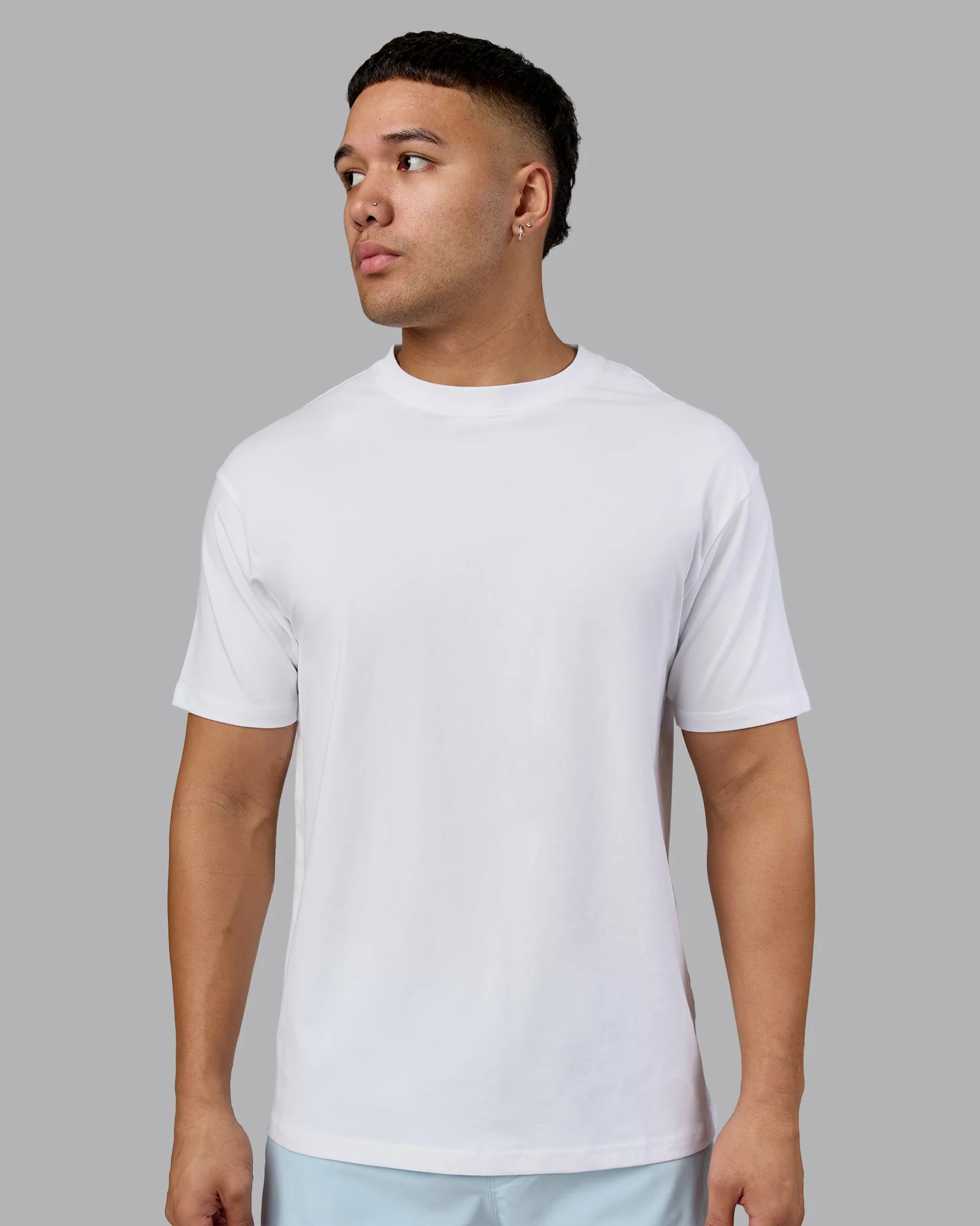 623-love-the-run-flxcotton-tee-oversize-white-dark-moss-3.webp Love The Run FLXCotton Tee Oversize - White-Dark Moss