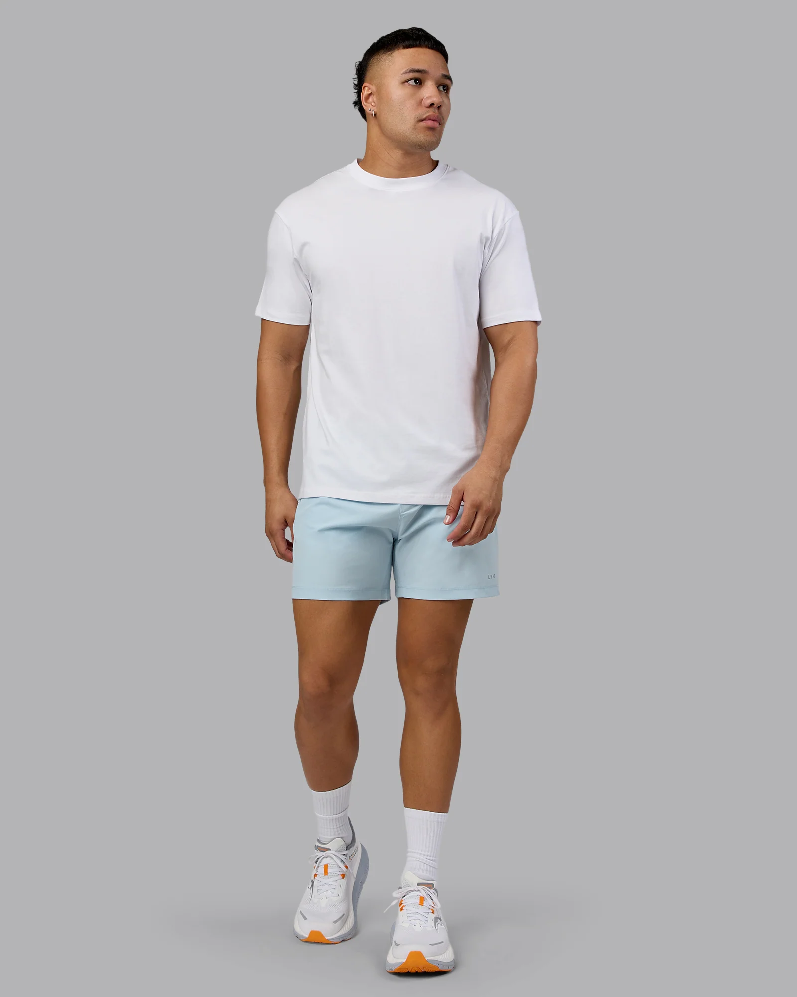 623-love-the-run-flxcotton-tee-oversize-white-dark-moss-5.webp Love The Run FLXCotton Tee Oversize - White-Dark Moss