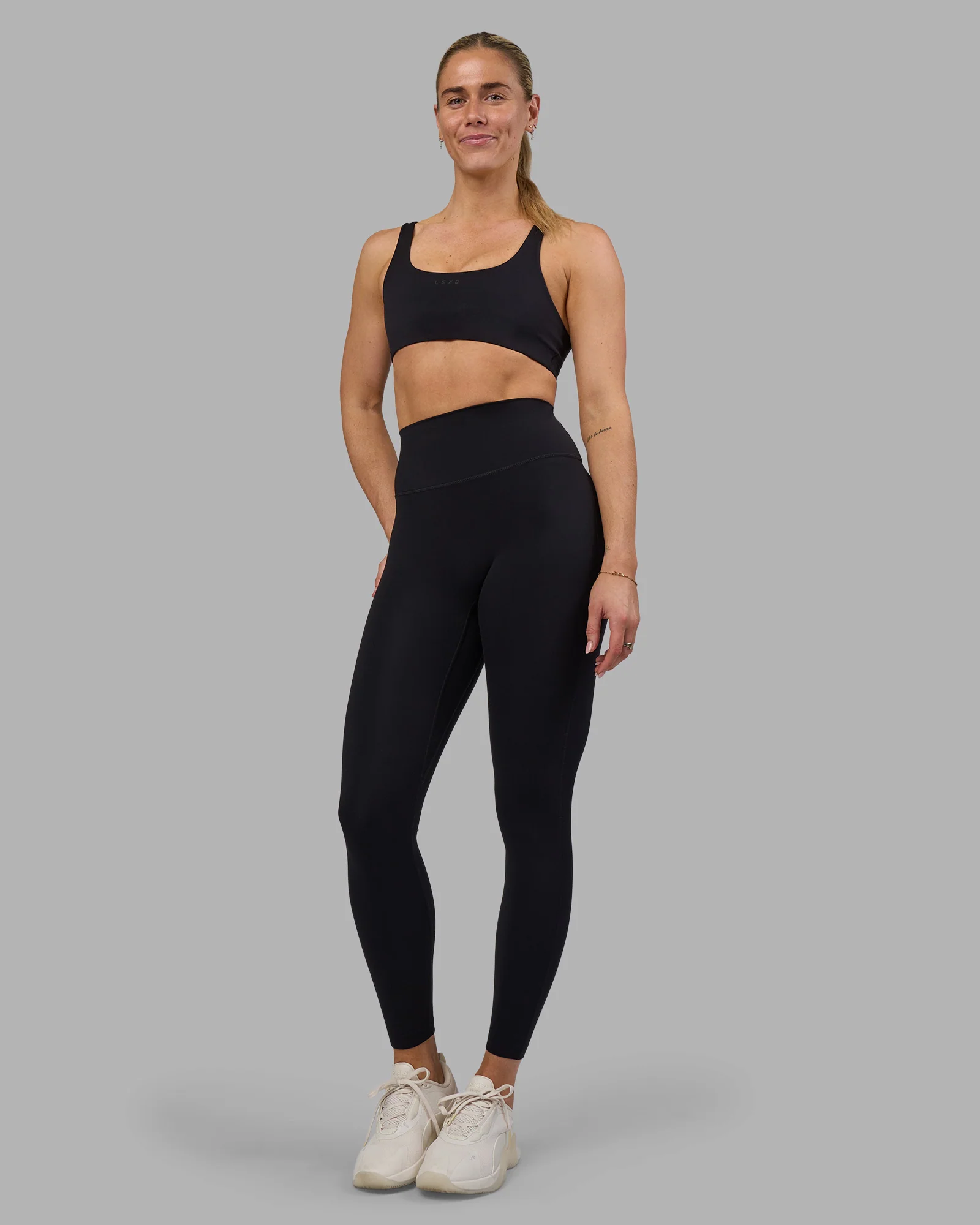 Impulse Reversible Sports Bra - Black
