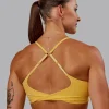 Twist Sports Bra - Banana Cream