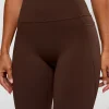 63-fusion-ultra-high-rise-9-short-pockets-hot-chocolate-6.webp Fusion Ultra High-Rise 9" Short Pockets - Hot Chocolate