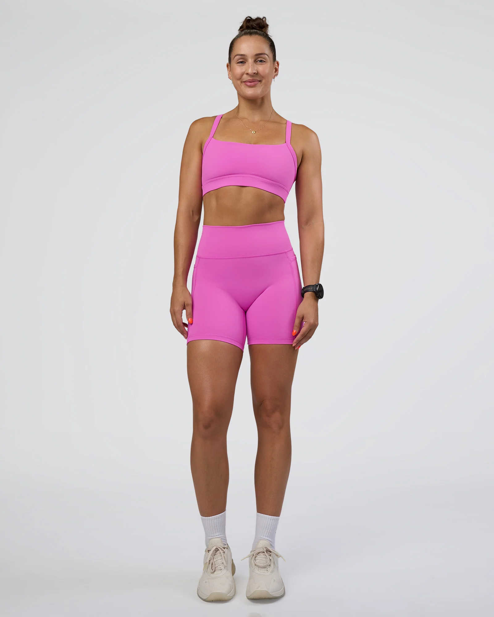 6349-momentum-sports-bra-ultra-fuchsia-3.webp Momentum Sports Bra - Ultra Fuchsia
