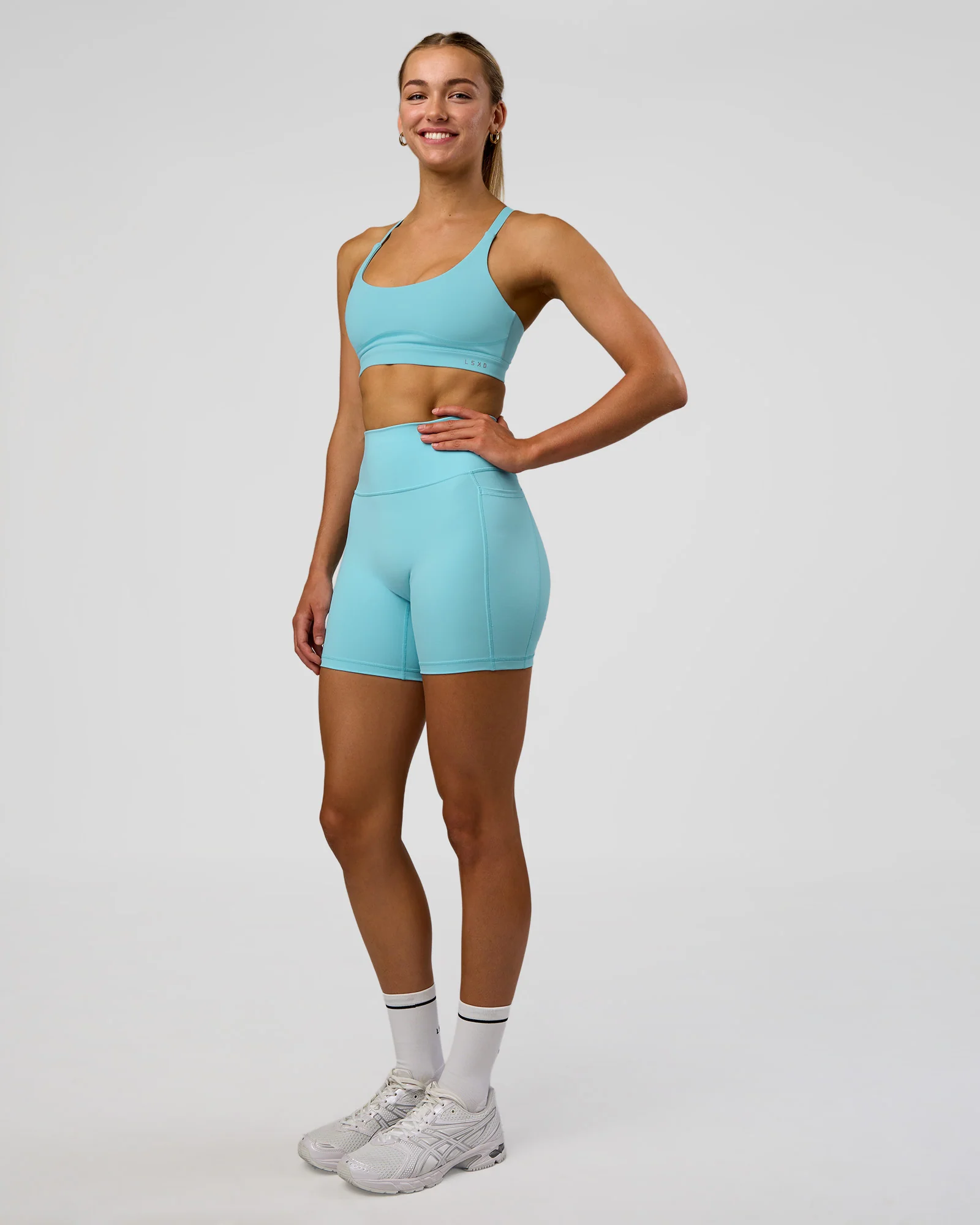 6358-rapid-sports-bra-baltic-sea-5.webp Rapid Sports Bra - Baltic Sea