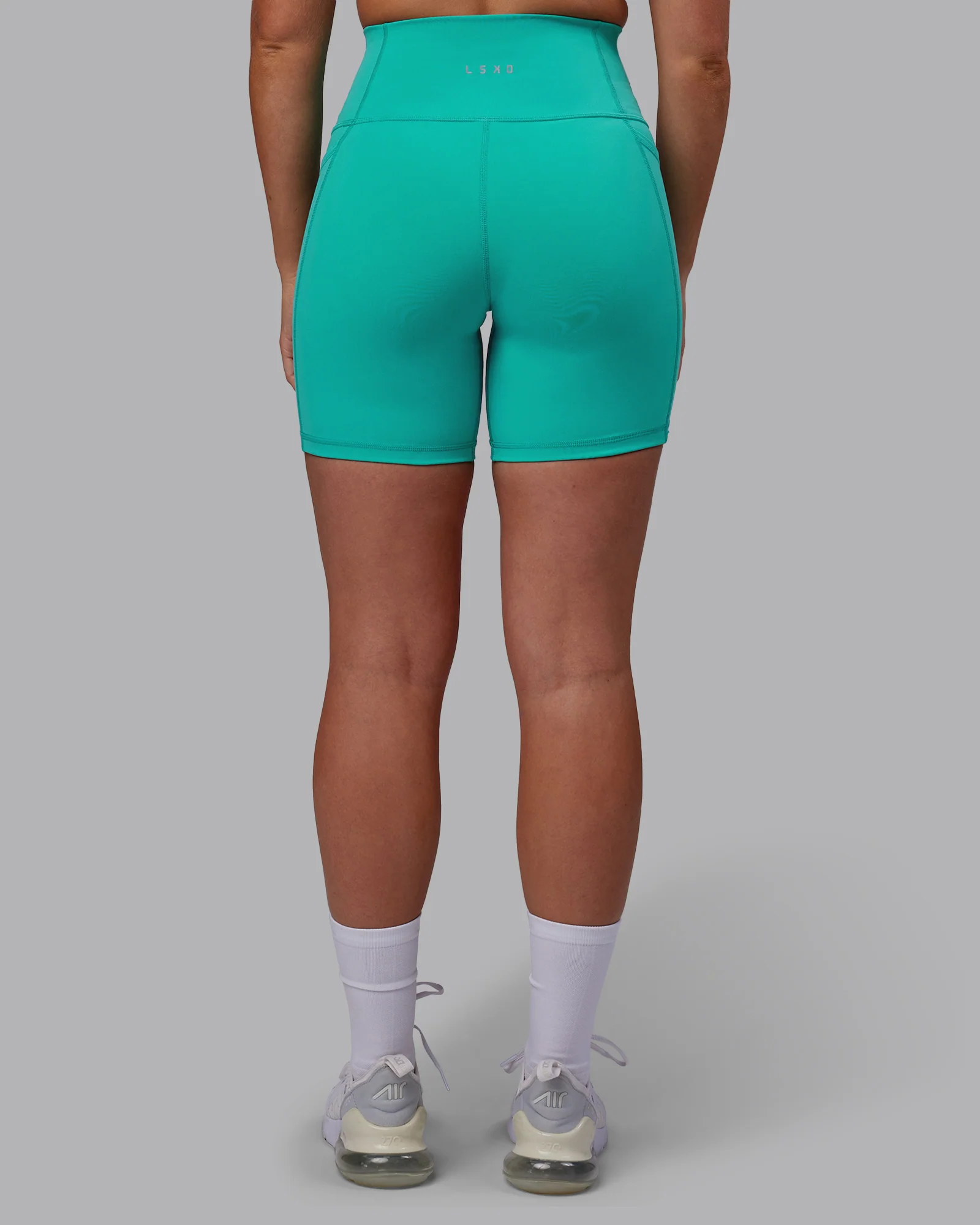 6376-fusion-ultra-high-rise-6-short-pockets-turquoise-tide-3.webp Fusion Ultra High-Rise 6" Short Pockets - Turquoise Tide