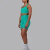 6376-fusion-ultra-high-rise-6-short-pockets-turquoise-tide-5.webp Fusion Ultra High-Rise 6" Short Pockets - Turquoise Tide