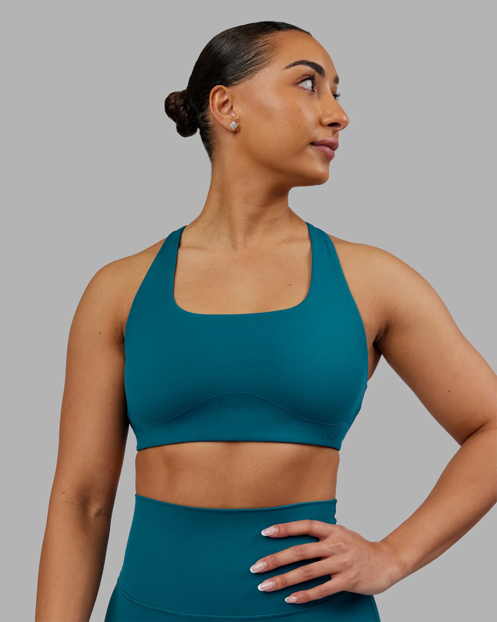 6571-aspire-sports-bra-blue-coral-1.webp Aspire Sports Bra - Blue Coral
