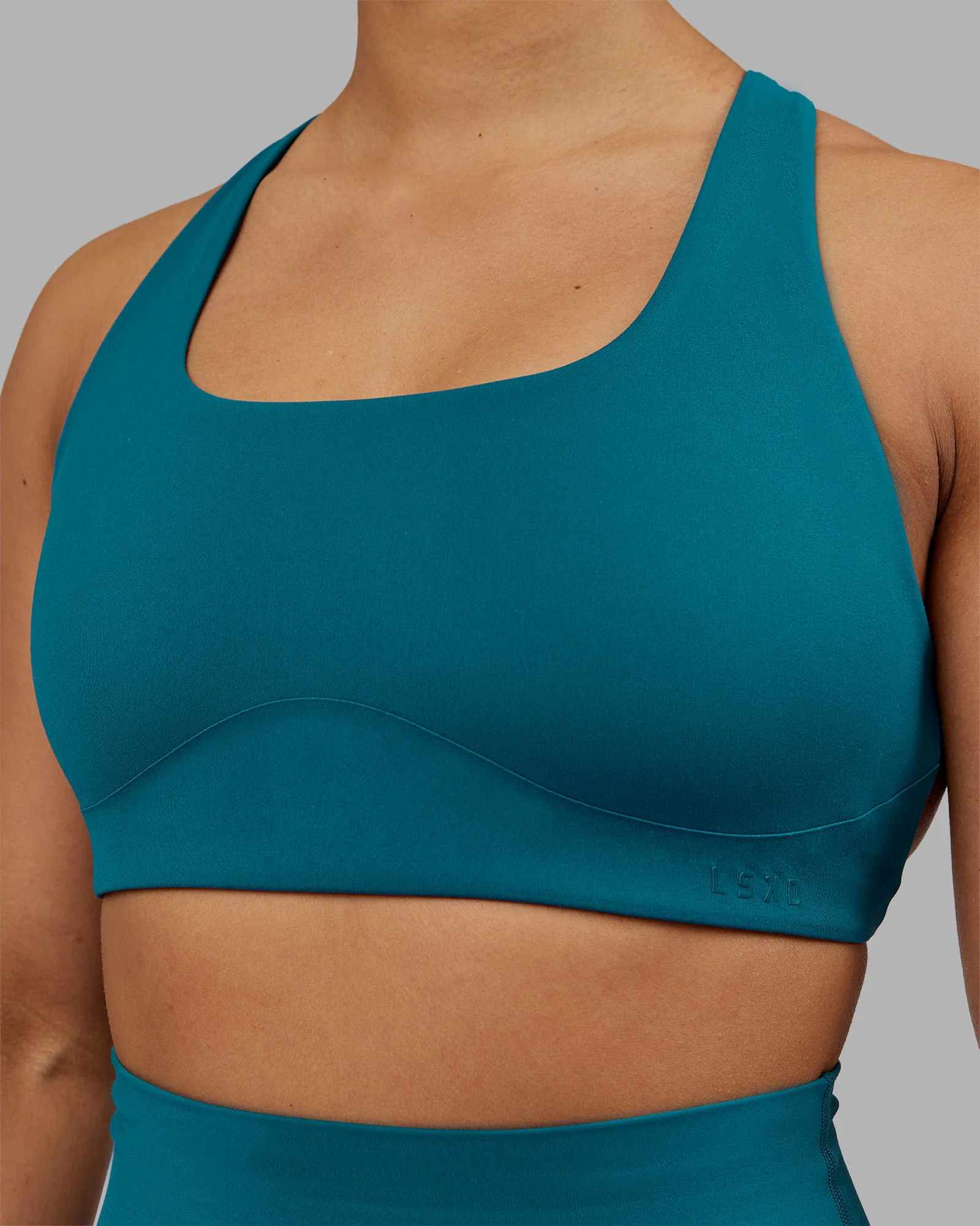6571-aspire-sports-bra-blue-coral-4.webp Aspire Sports Bra - Blue Coral