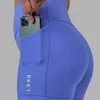 6642-rep-ultra-high-rise-4-short-pockets-baja-blue-white-7.webp Rep Ultra High-Rise 4" Short Pockets - Baja Blue-White