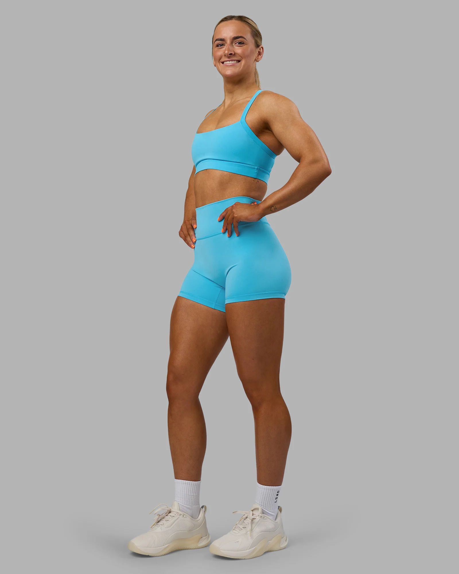 6795-momentum-sports-bra-blue-atoll-6.webp Momentum Sports Bra - Blue Atoll