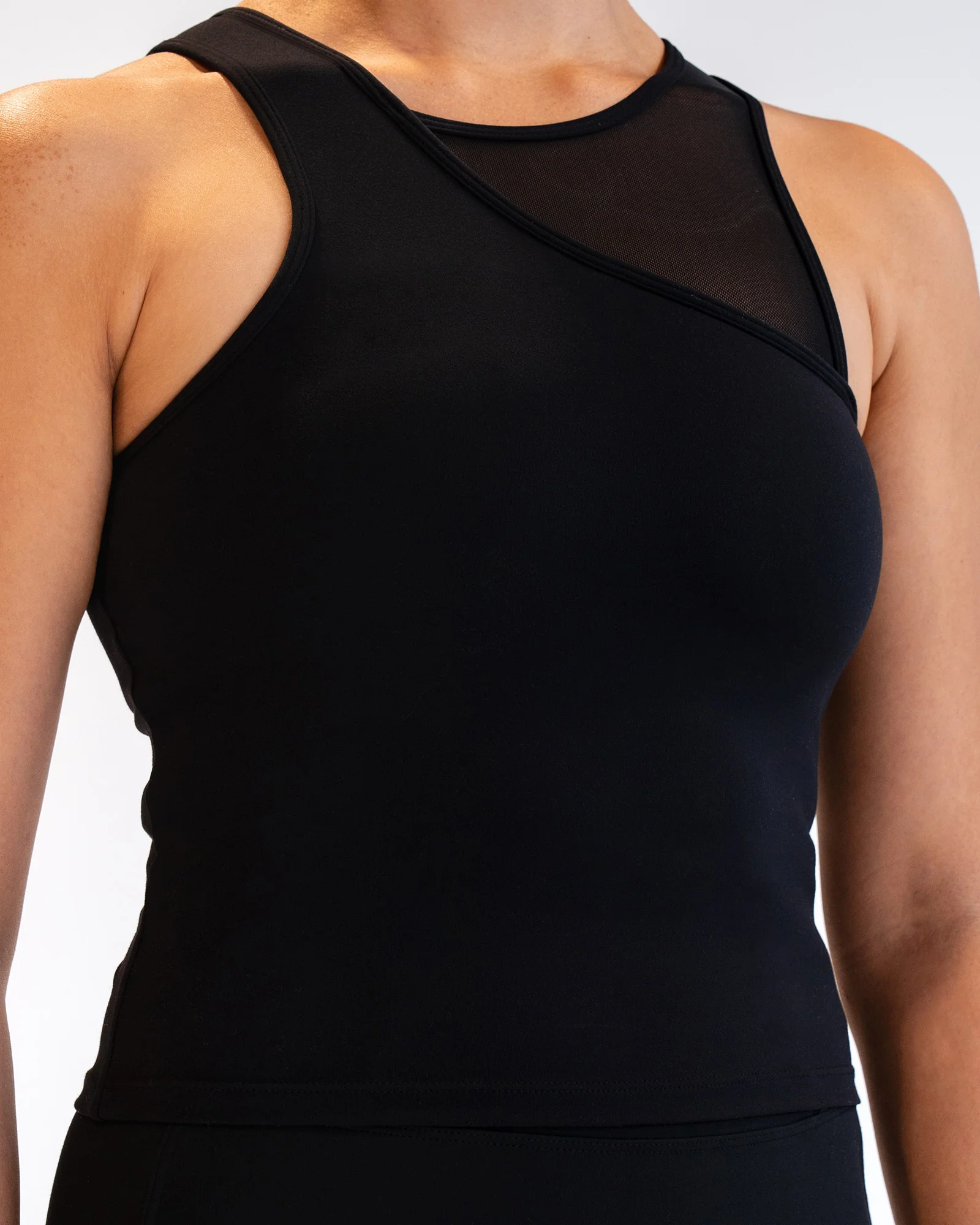 6848-motion-mesh-shelf-bra-tank-black-3.webp Motion Mesh Shelf Bra Tank - Black