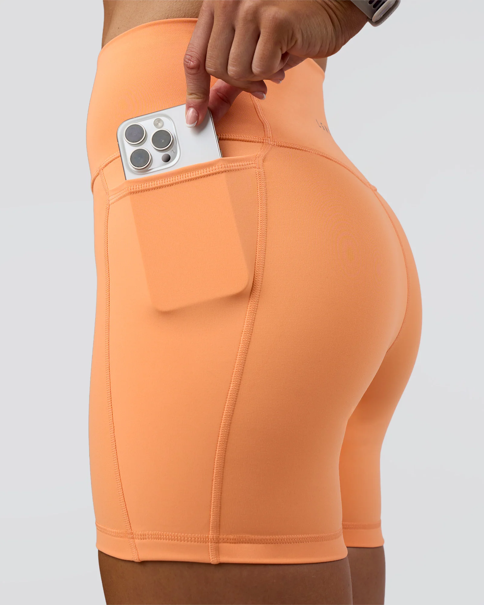 Fusion Ultra High-Rise 6" Short Pockets - Cantaloupe