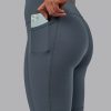 7028-fusion-ultra-high-rise-9-short-pockets-turbulence-4.jpg Fusion Ultra High-Rise 9" Short Pockets - Turbulence