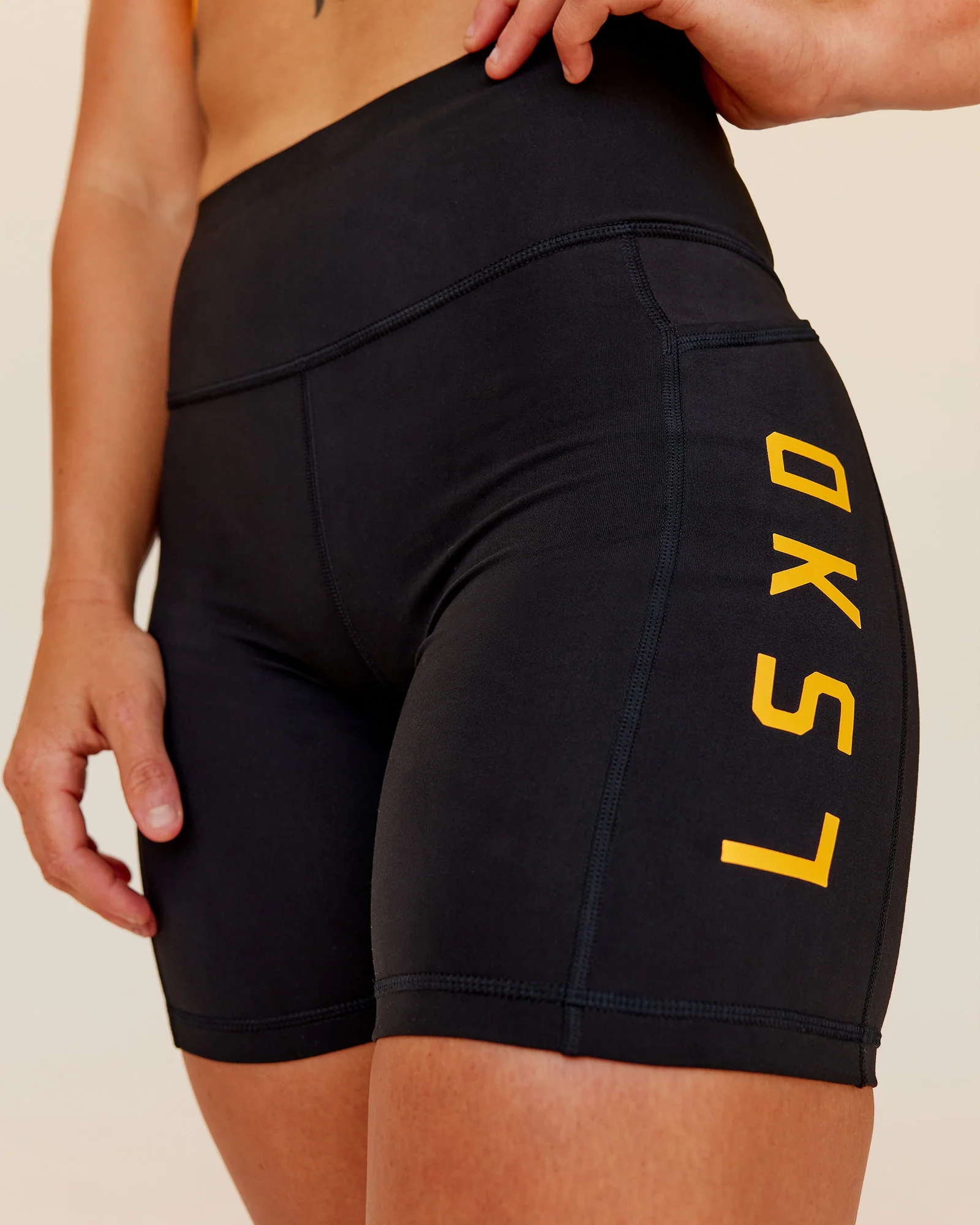 Rep Ultra High-Rise 6" Short Pockets - Black-Zinnia