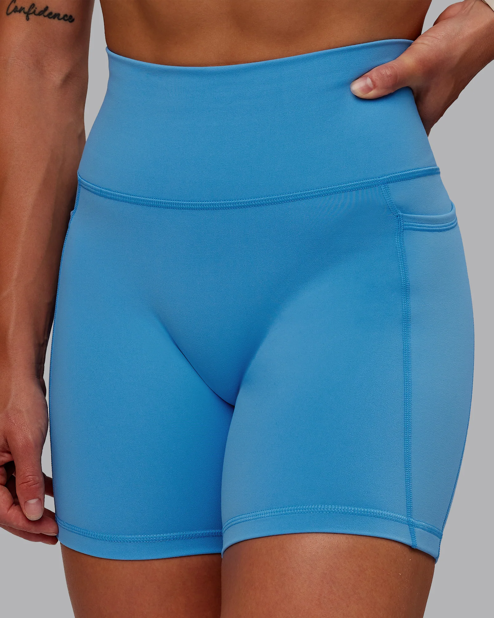 Fusion Ultra High-Rise 6" Short Pockets - Azure Blue