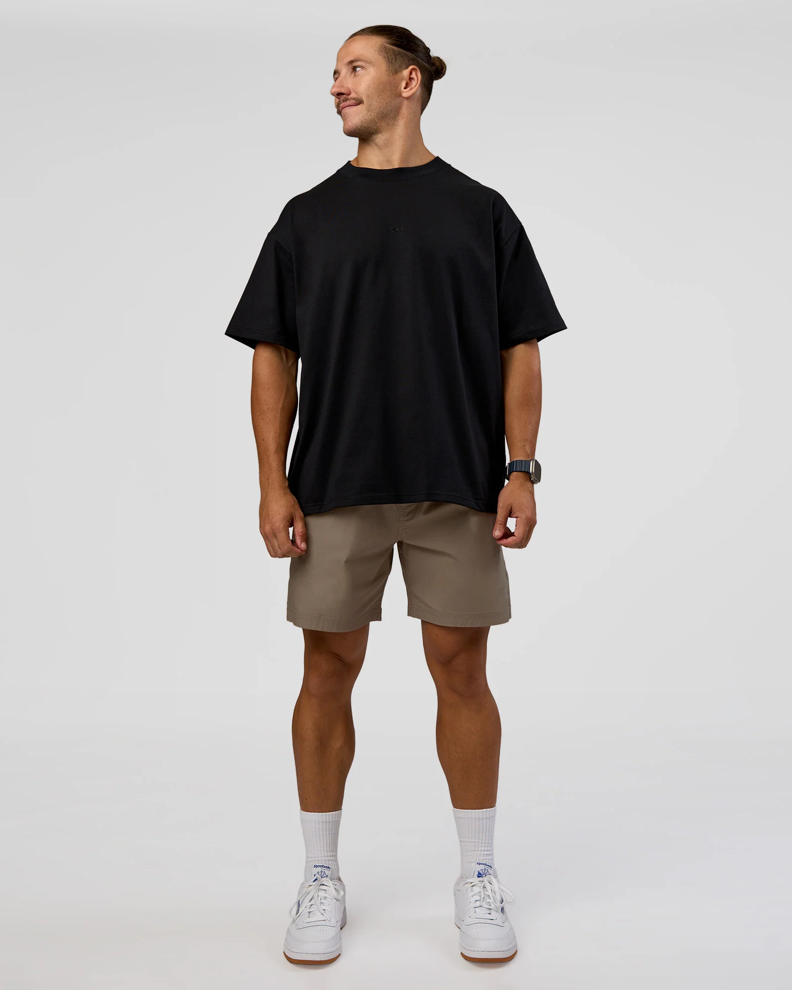7196-mvp-2.0-oversized-tee-black-7.webp MVP 2.0 Oversized Tee - Black