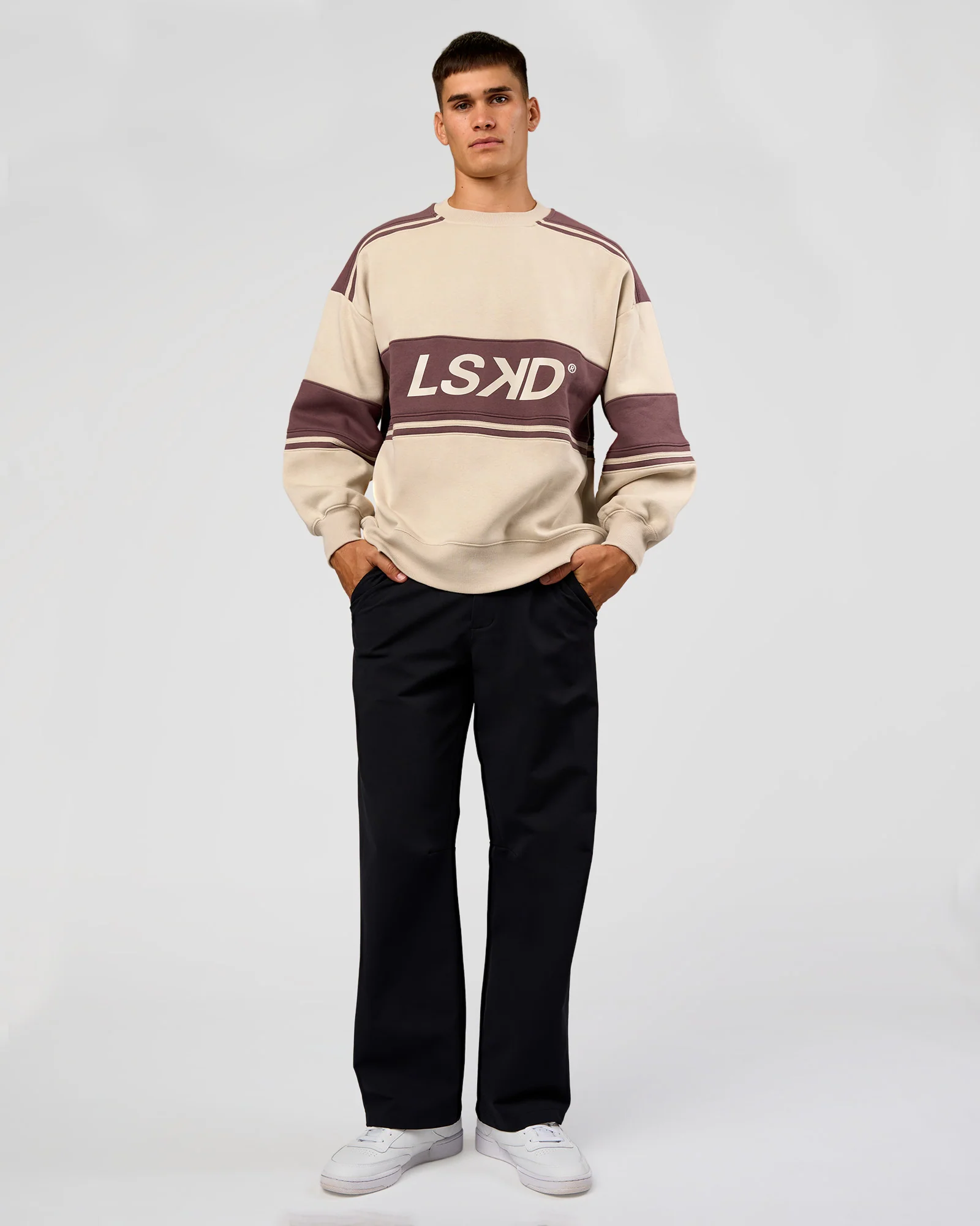 72-a-team-sweater-oversize-shale-beige-cocoa-powder-9.webp A-Team Sweater Oversize - Shale Beige-Cocoa Powder