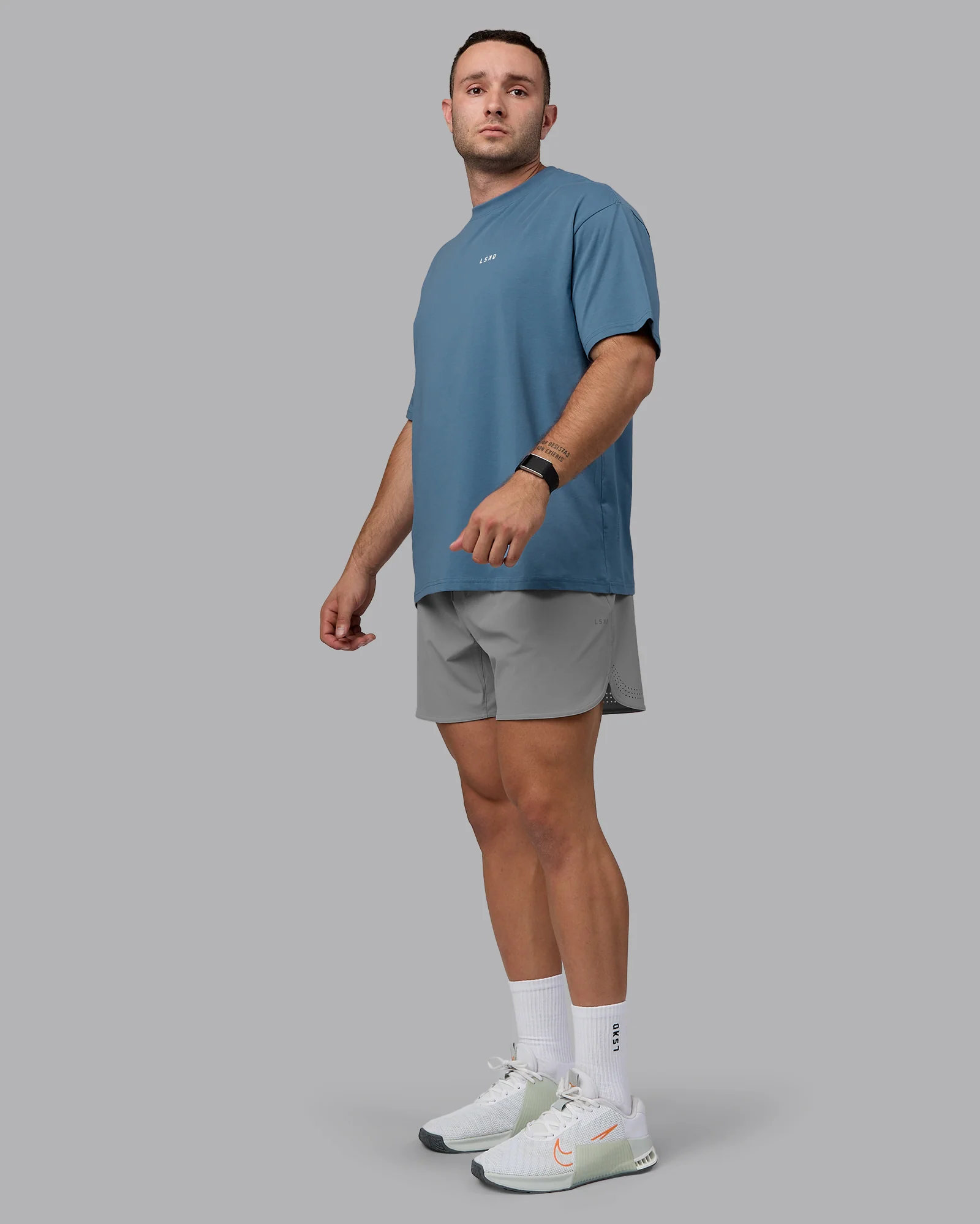 7223-move-fast-value-series-flxcotton-oversized-tee-elemental-blue-off-white-6.webp Move Fast Value Series FLXCotton Oversized Tee - Elemental Blue-Off White