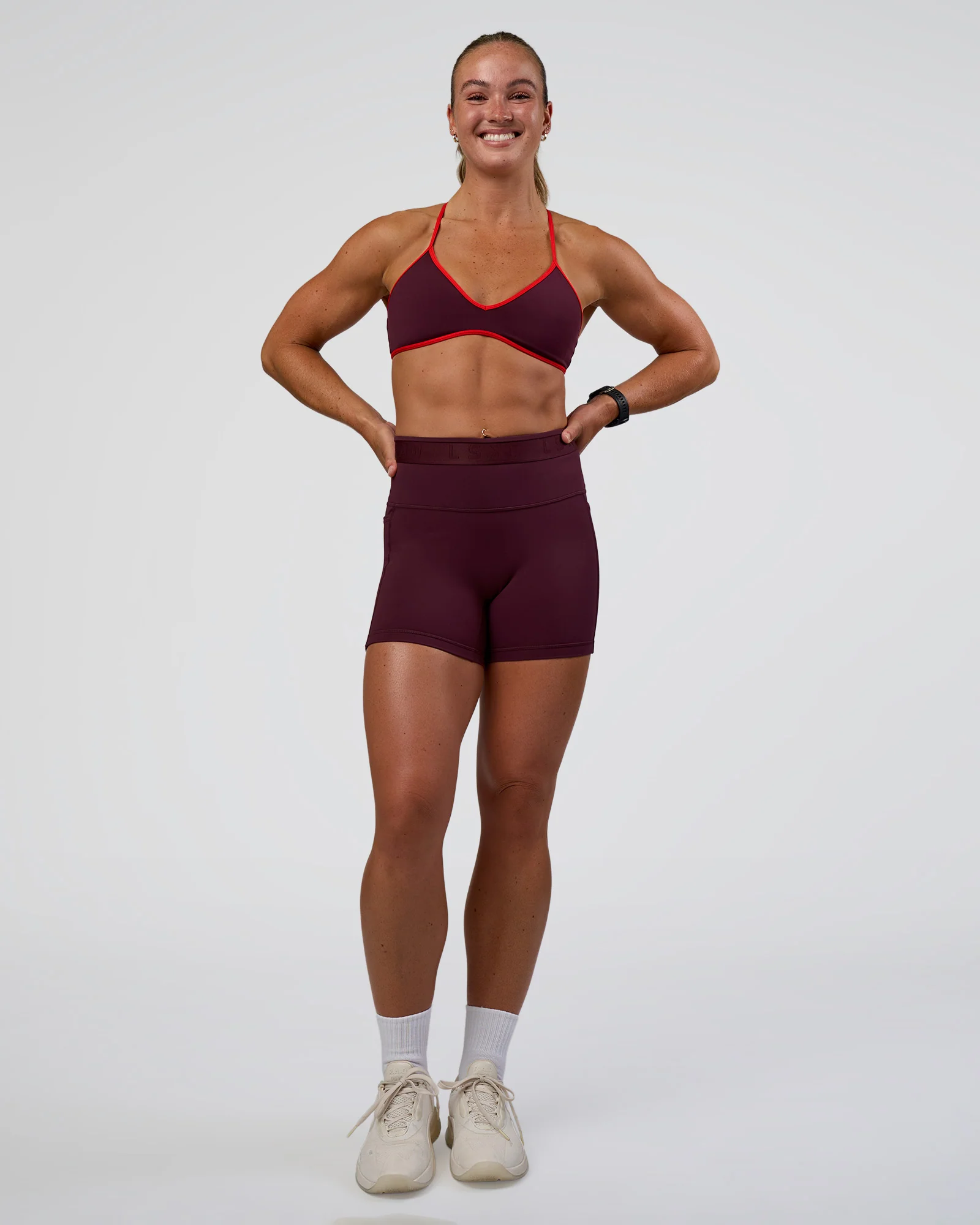 7241-ambience-sports-bra-cherry-lacquer-flame-5.webp Ambience Sports Bra - Cherry Lacquer-Flame