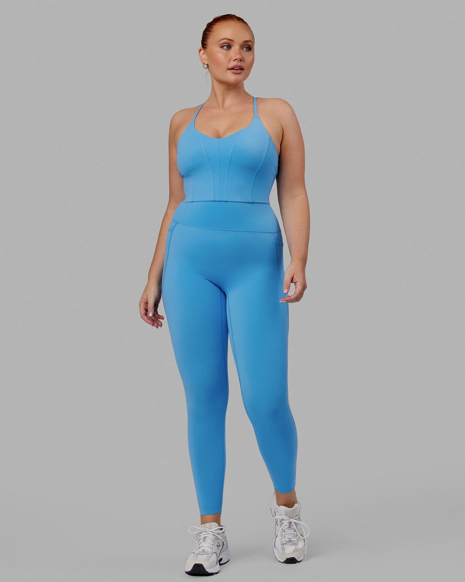 7259-elixir-ultra-high-rise-full-length-legging-pockets-azure-blue-6.webp Elixir Ultra High-Rise Full Length Legging Pockets - Azure Blue