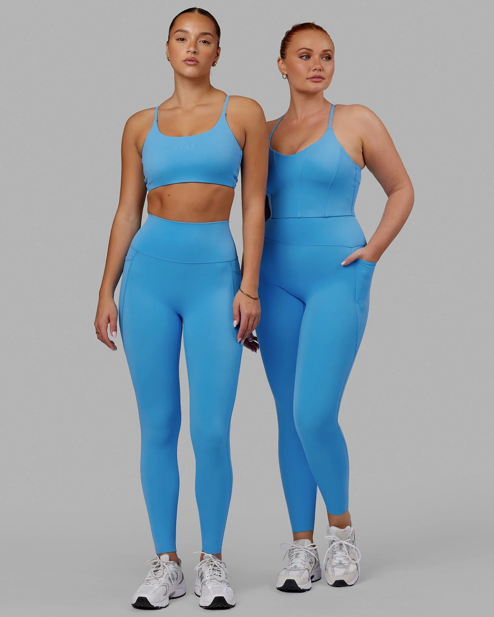 7259-elixir-ultra-high-rise-full-length-legging-pockets-azure-blue-9.webp Elixir Ultra High-Rise Full Length Legging Pockets - Azure Blue