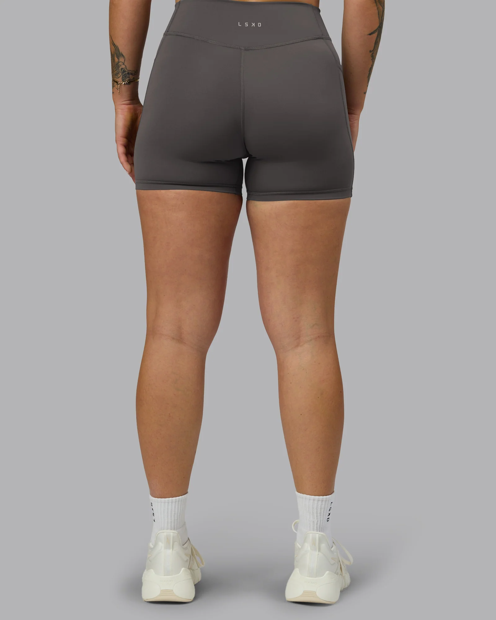 7385-elite-high-rise-4-short-pockets-dark-storm-4.webp Elite High-Rise 4" Short Pockets - Dark Storm