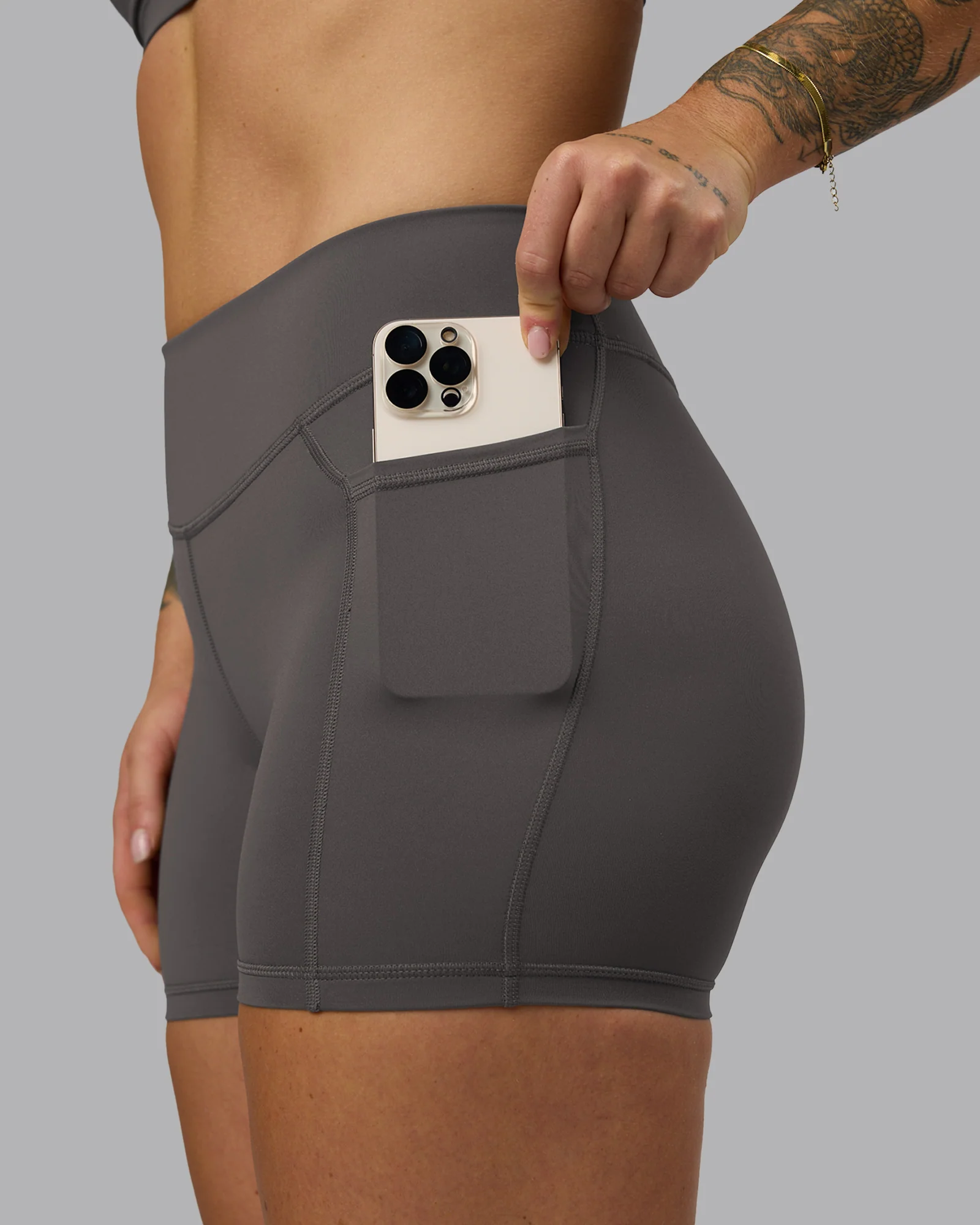 7385-elite-high-rise-4-short-pockets-dark-storm-6.webp Elite High-Rise 4" Short Pockets - Dark Storm