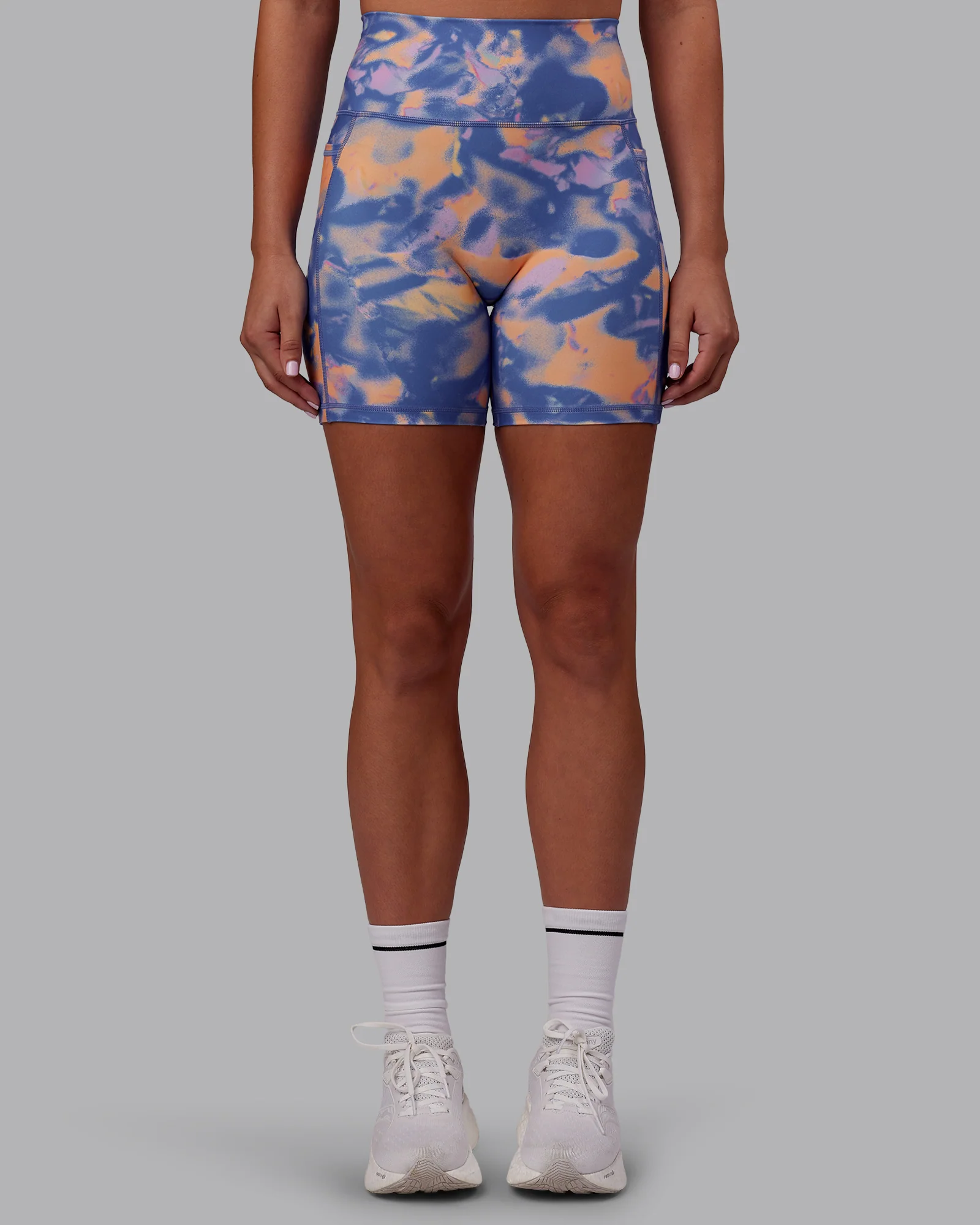 Fusion Ultra High-Rise 6" Short Pockets - Apricot Mist